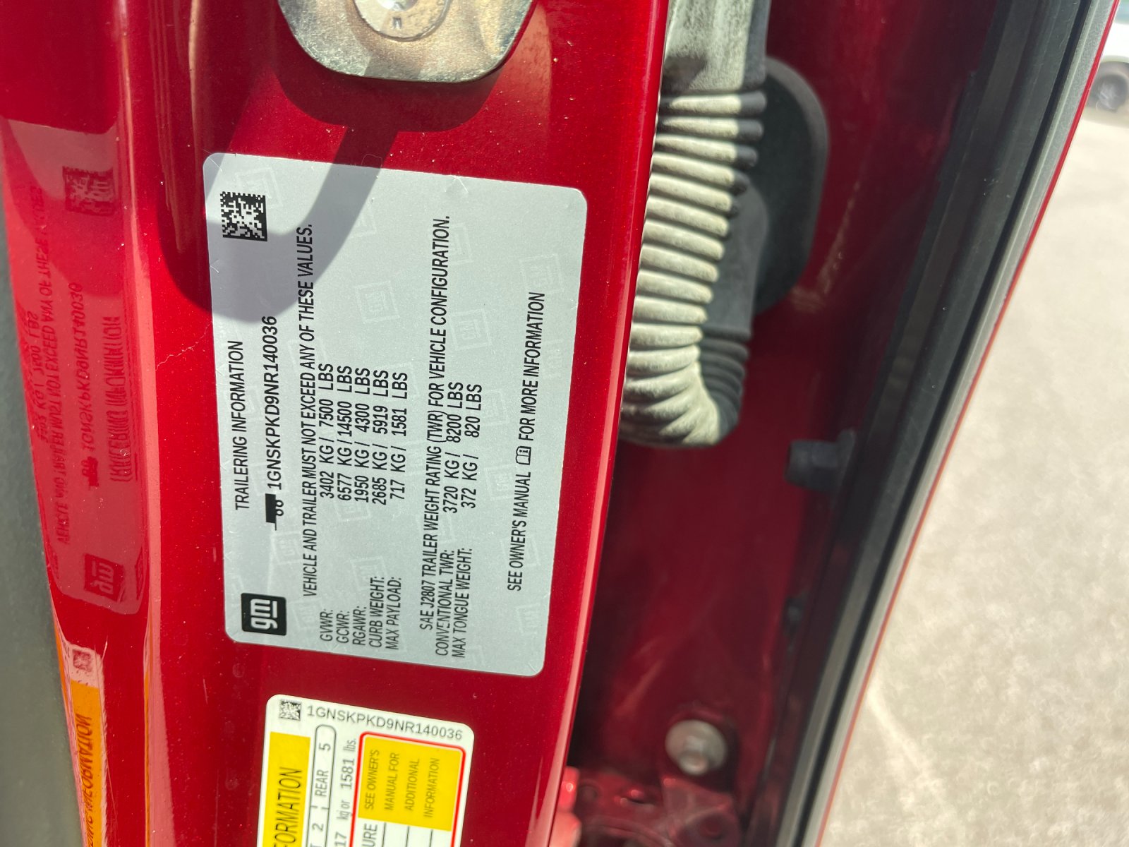 Used 2022 Red Chevrolet Z71 image 35