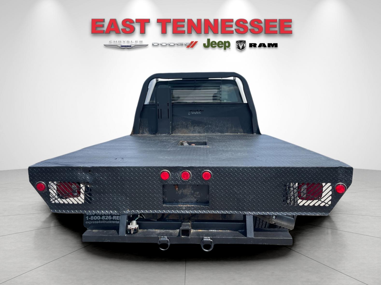 Used 2019 White Ford XL image 4