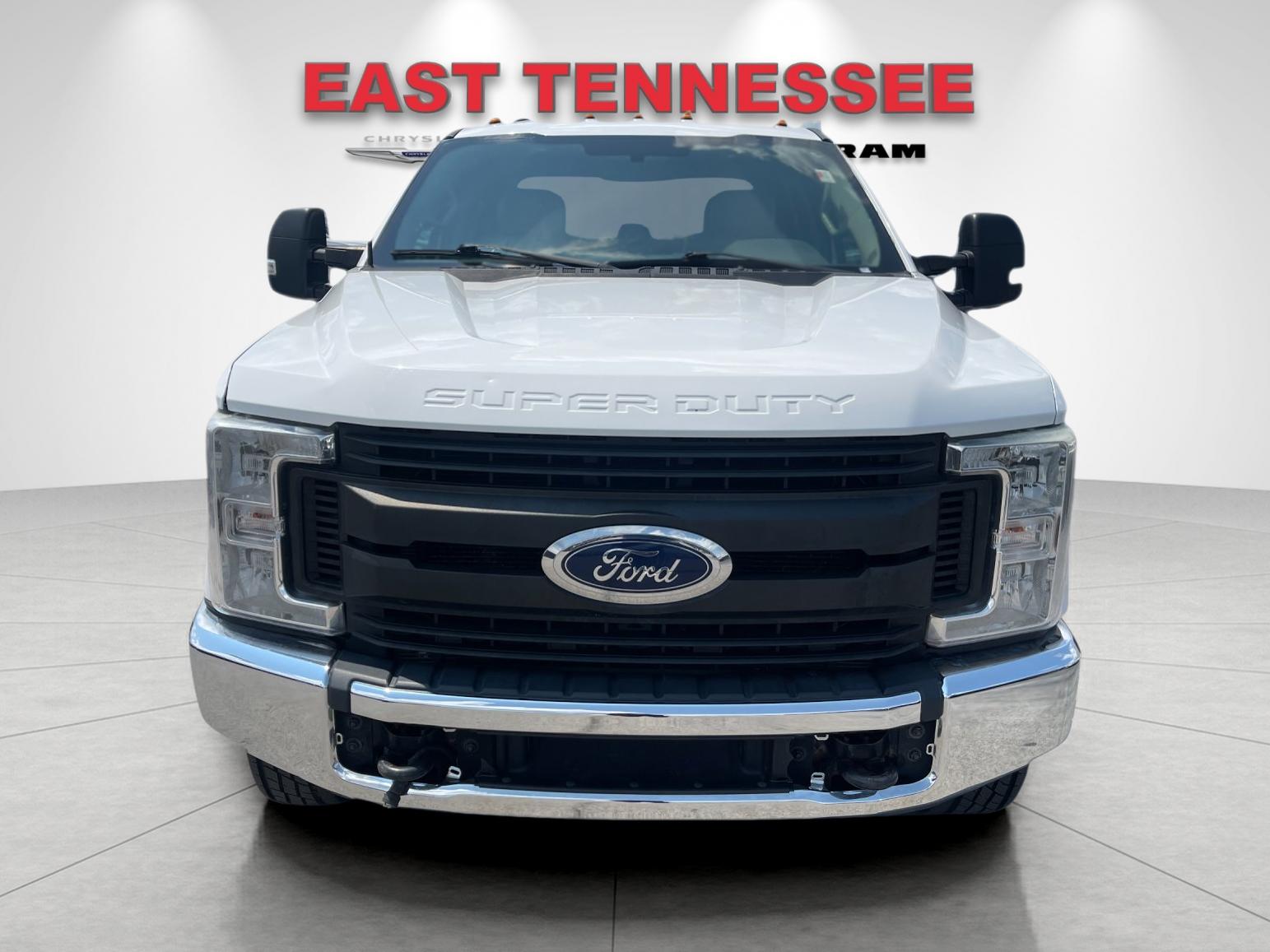 Used 2019 White Ford XL image 9
