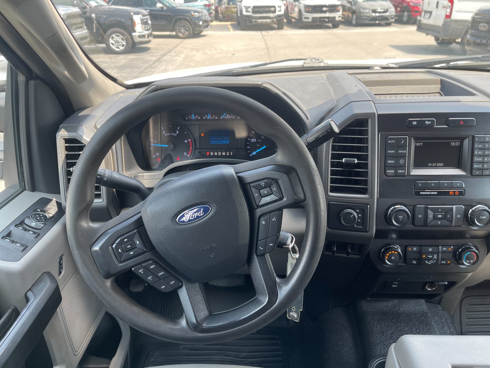 Used 2019 White Ford XL image 16