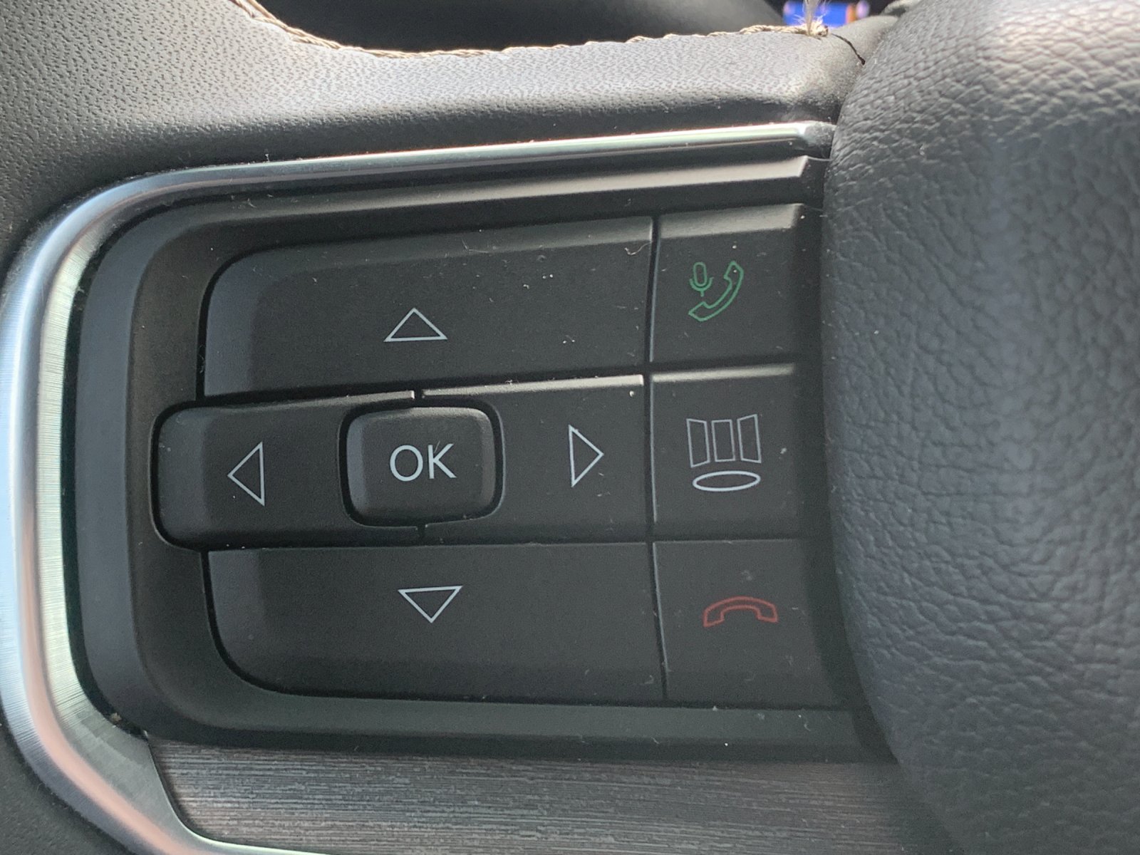 Used 2023 Black Jeep CARBIDE EDITION image 30