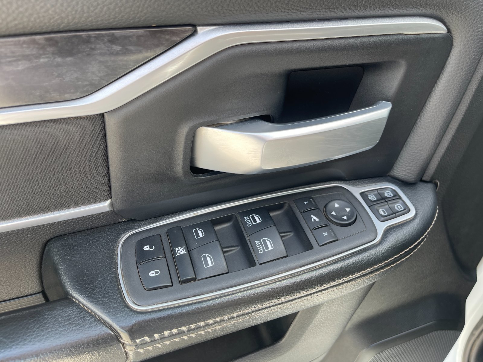 Used 2024 White Ram Big Horn image 13