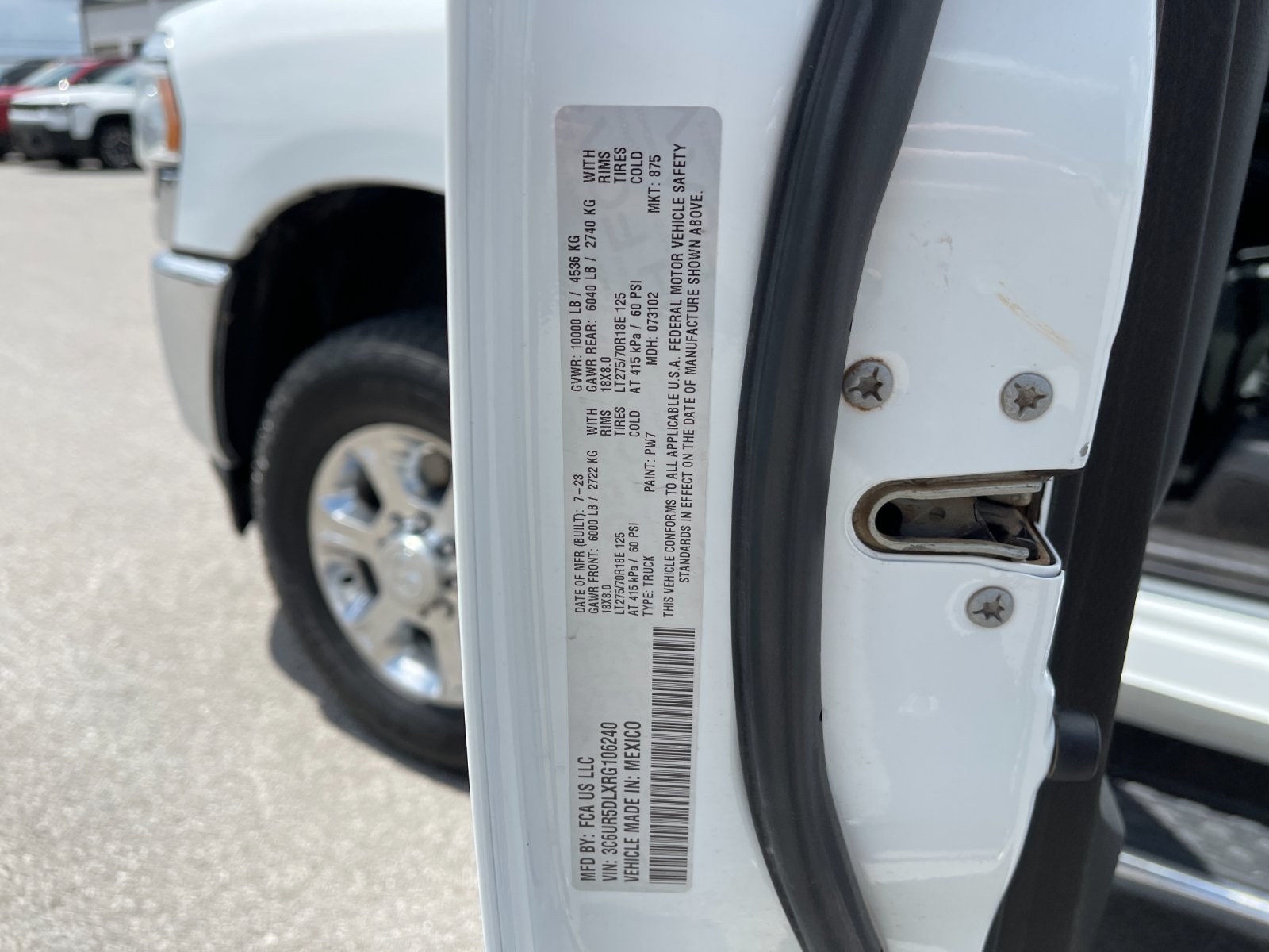 Used 2024 White Ram Big Horn image 31