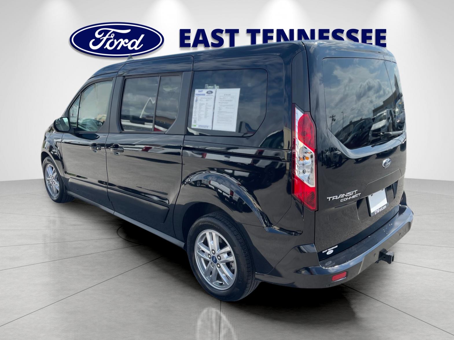 Used 2022 Black Ford XLT image 5