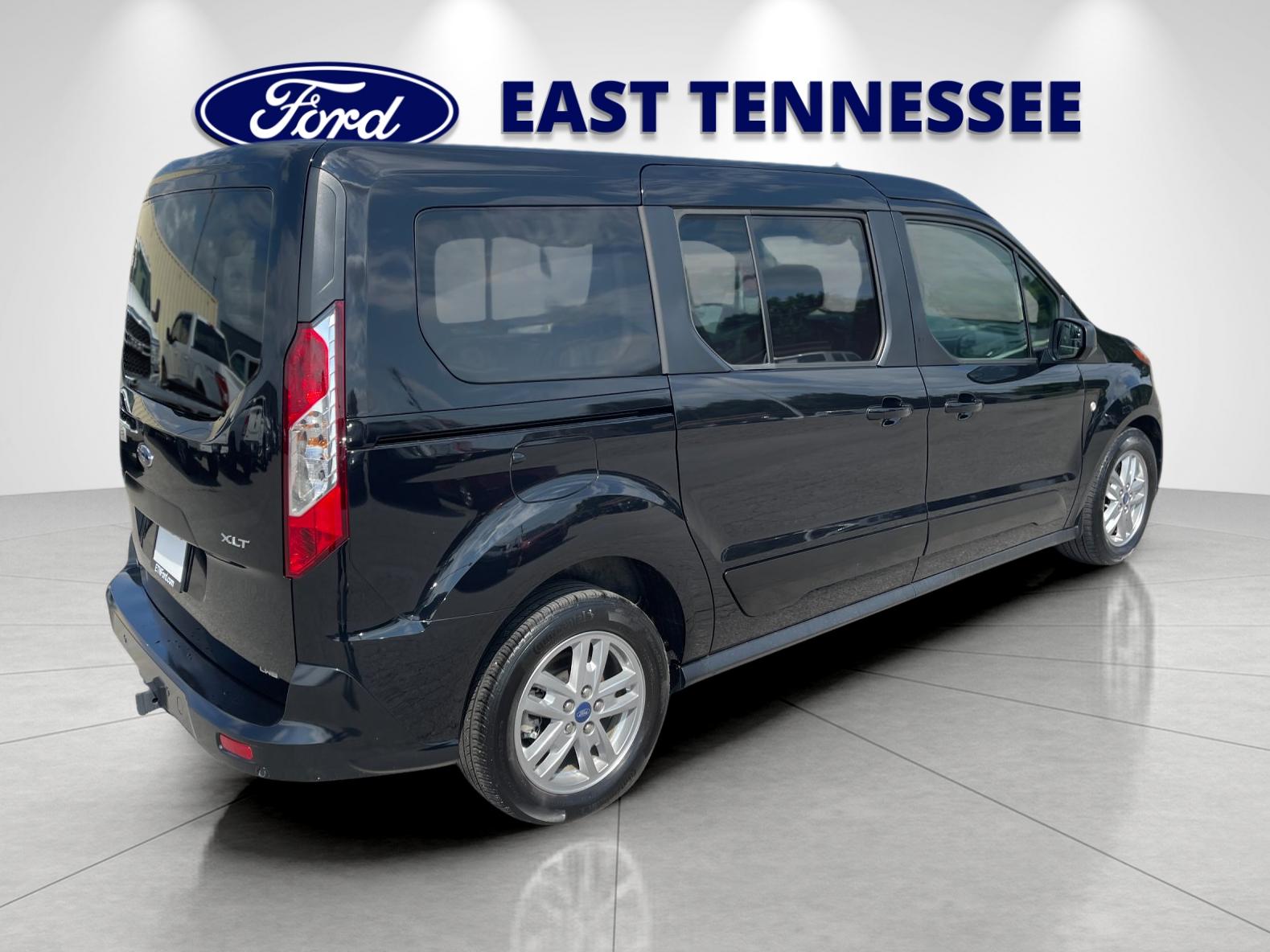 Used 2022 Black Ford XLT image 3