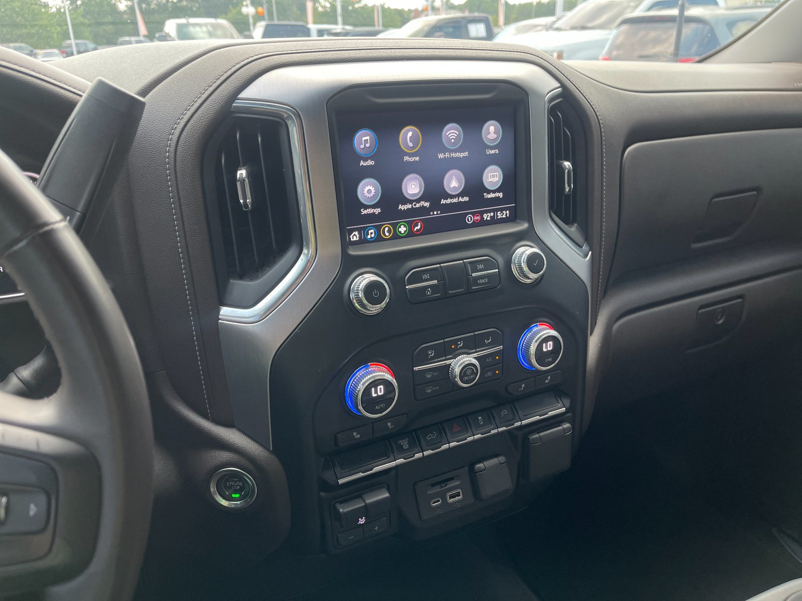 Used 2023  GMC SLT image 19
