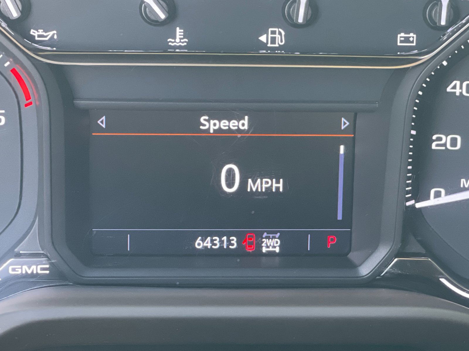 Used 2023  GMC SLT image 28