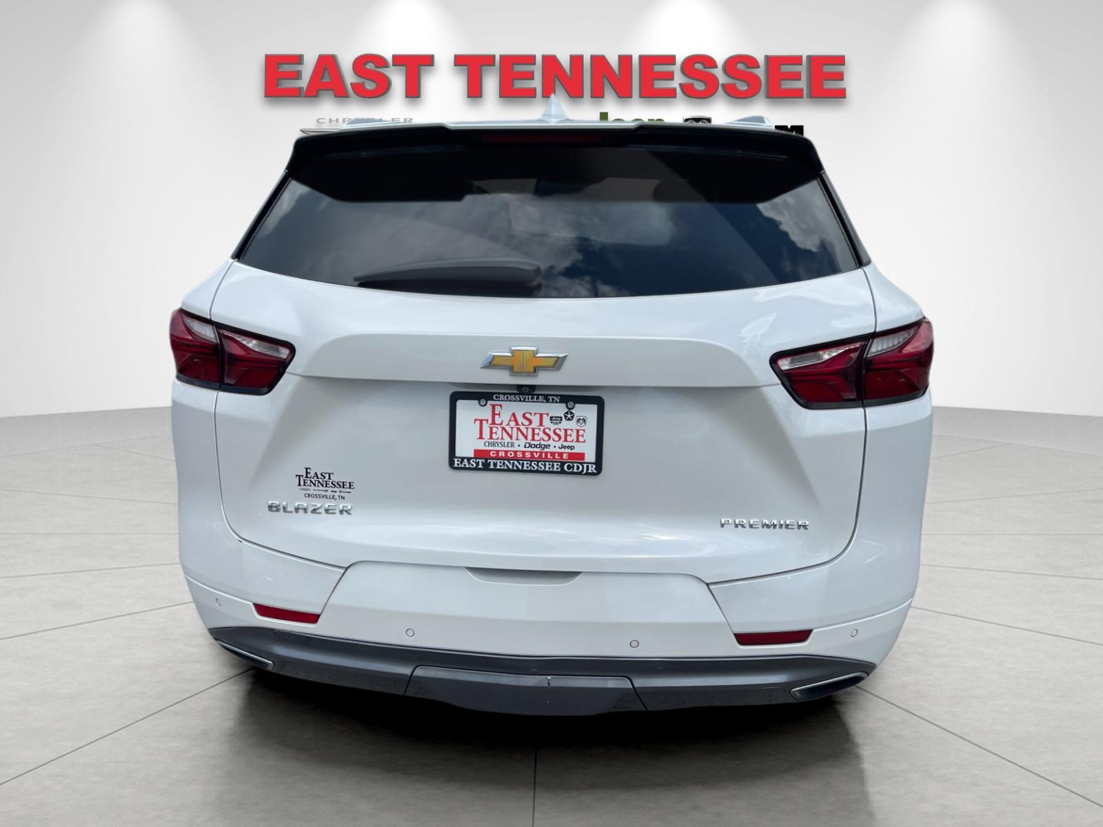 Used 2021 Beige Chevrolet Premier image 4