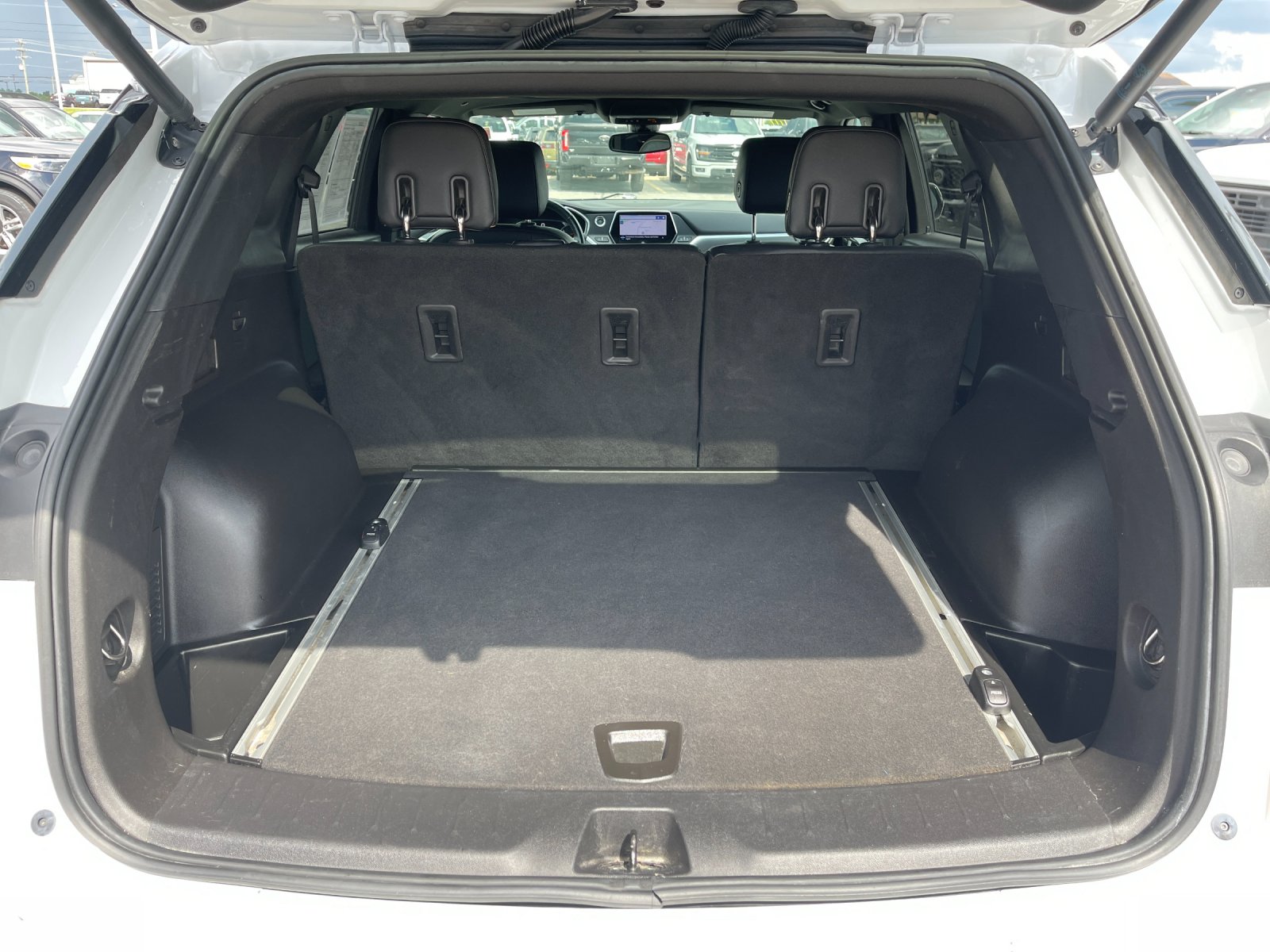 Used 2021 Beige Chevrolet Premier image 17