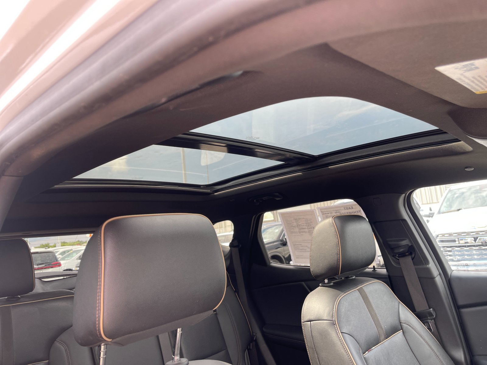 Used 2021 Beige Chevrolet Premier image 19