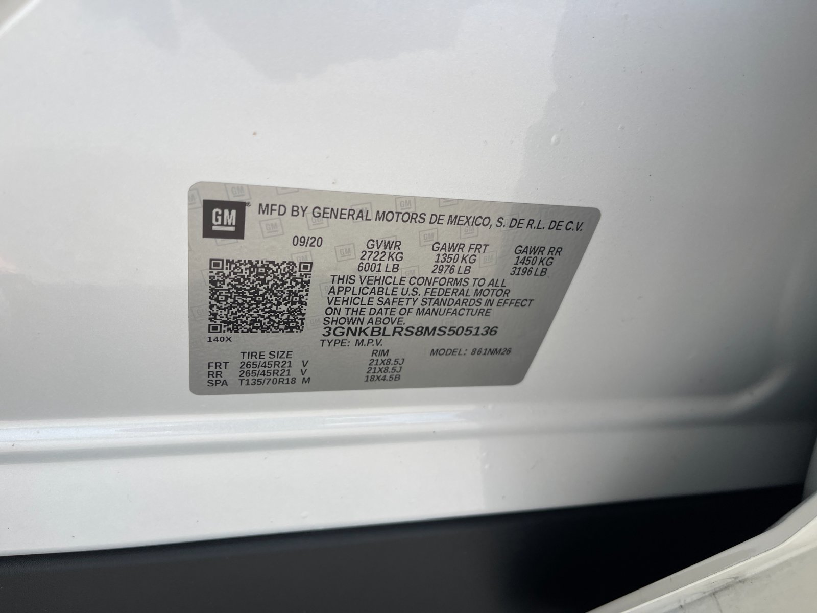 Used 2021 Beige Chevrolet Premier image 33
