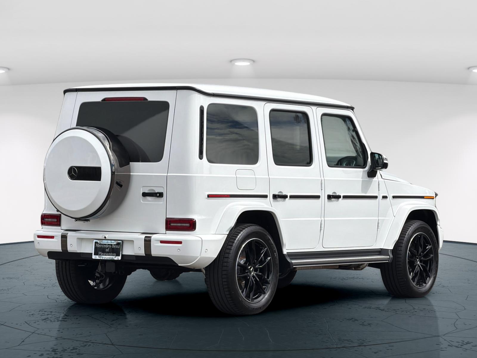 Certified Used 2026 Polar White Mercedes-Benz G 550 4D Sport Utility 4MATIC® image 7