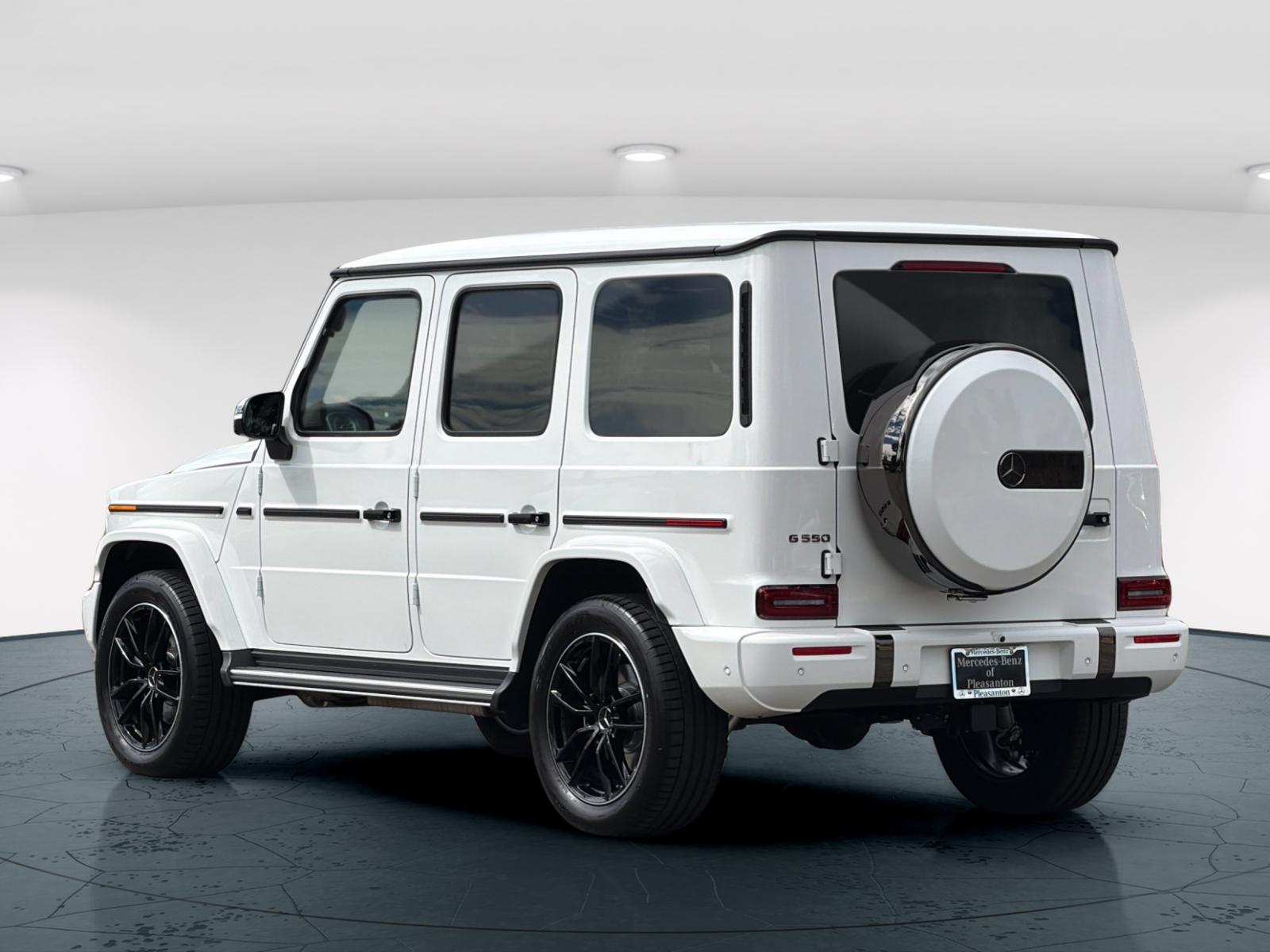 Certified Used 2026 Polar White Mercedes-Benz G 550 4D Sport Utility 4MATIC® image 5