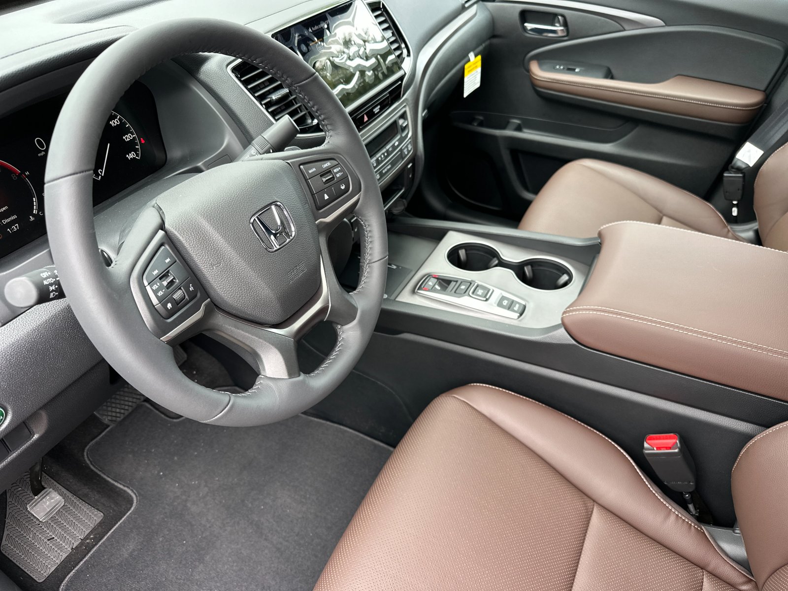 New 2026 Platinum White Pearl Honda RTL image 9