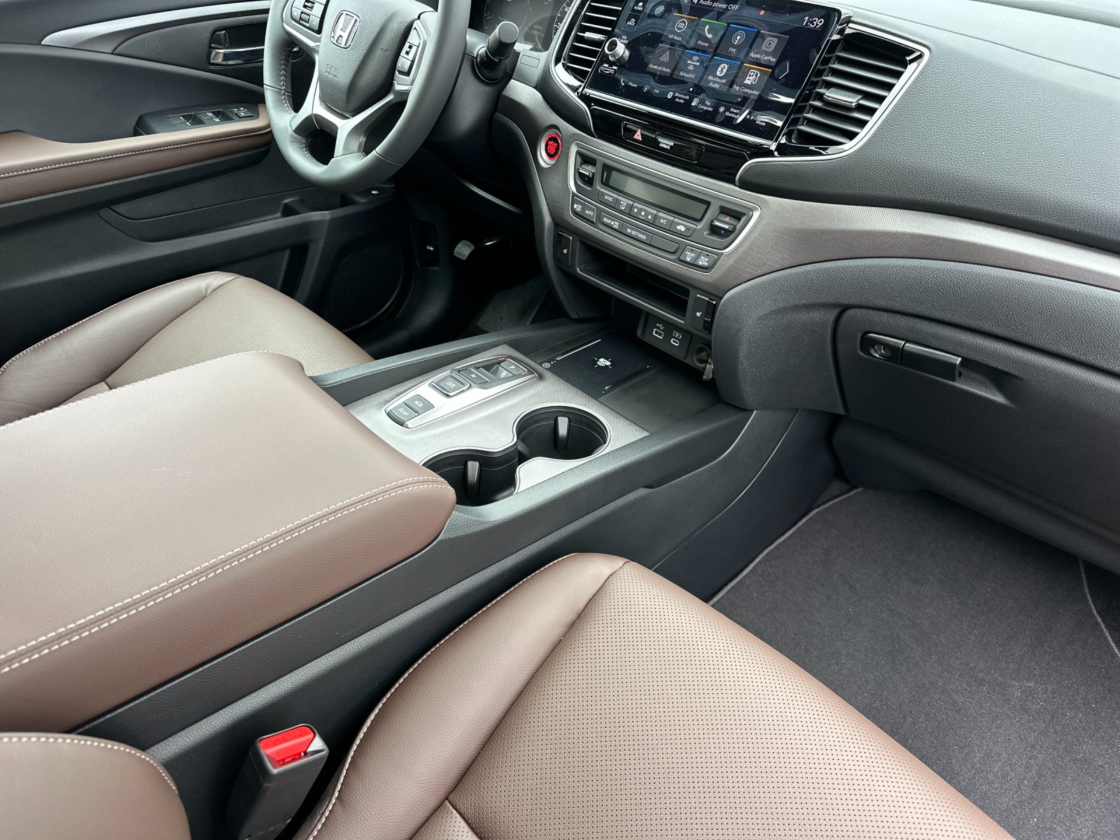 New 2026 Platinum White Pearl Honda RTL image 16