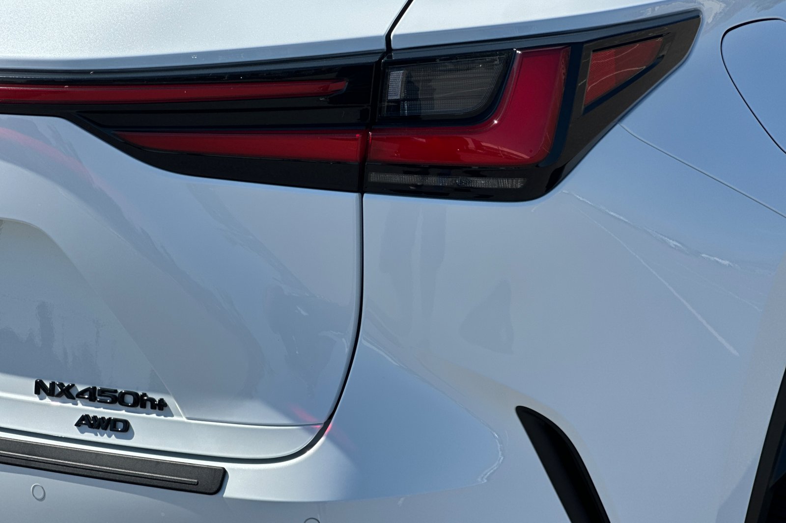 New 2026 Ultra White Lexus NX 450h+ PREMIUM AWD image 26