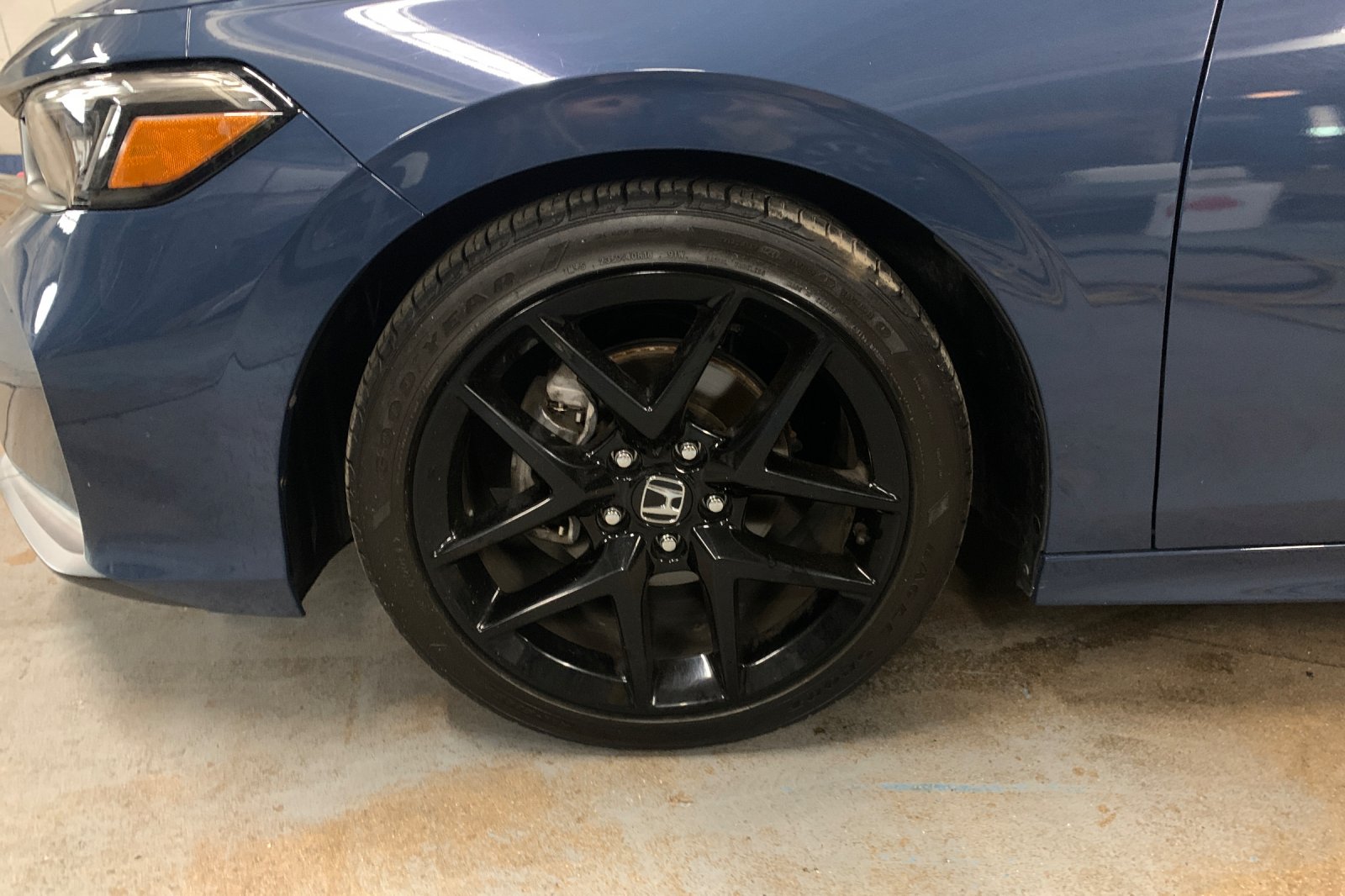 Certified Used 2025 Blue Honda Sport image 31