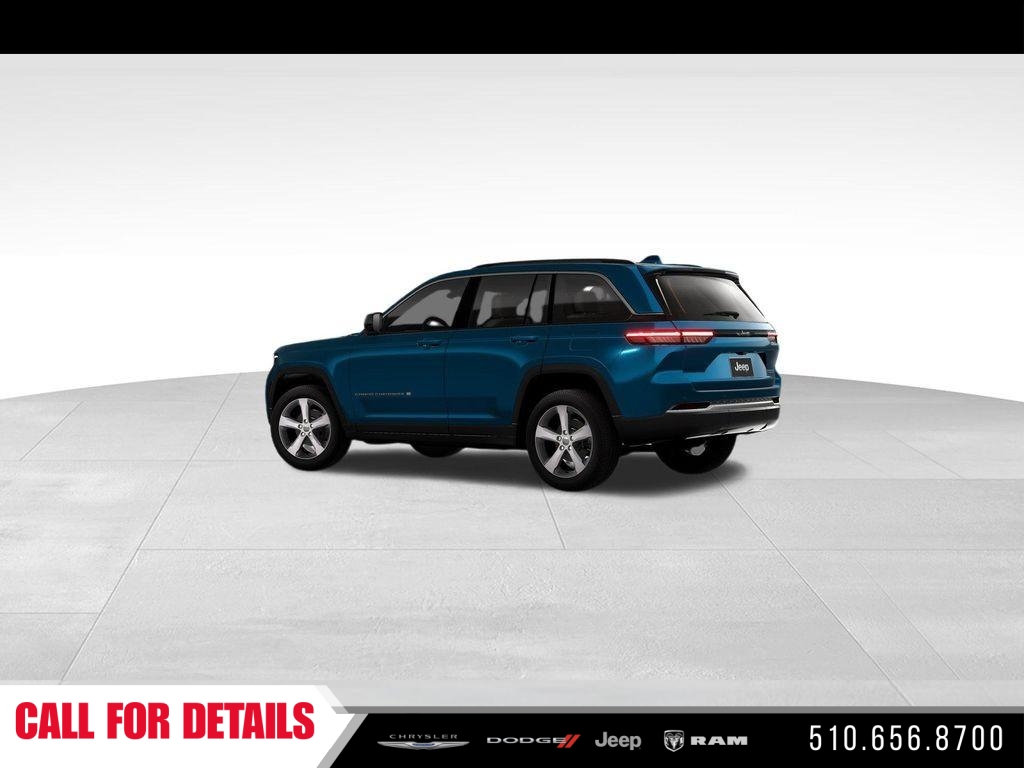 New 2026 Fathom Blue Pearl-Coat Exterior Paint Jeep Limited image 4