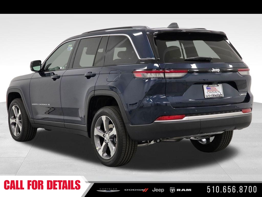 New 2026 Fathom Blue Pearl-Coat Exterior Paint Jeep Limited image 7