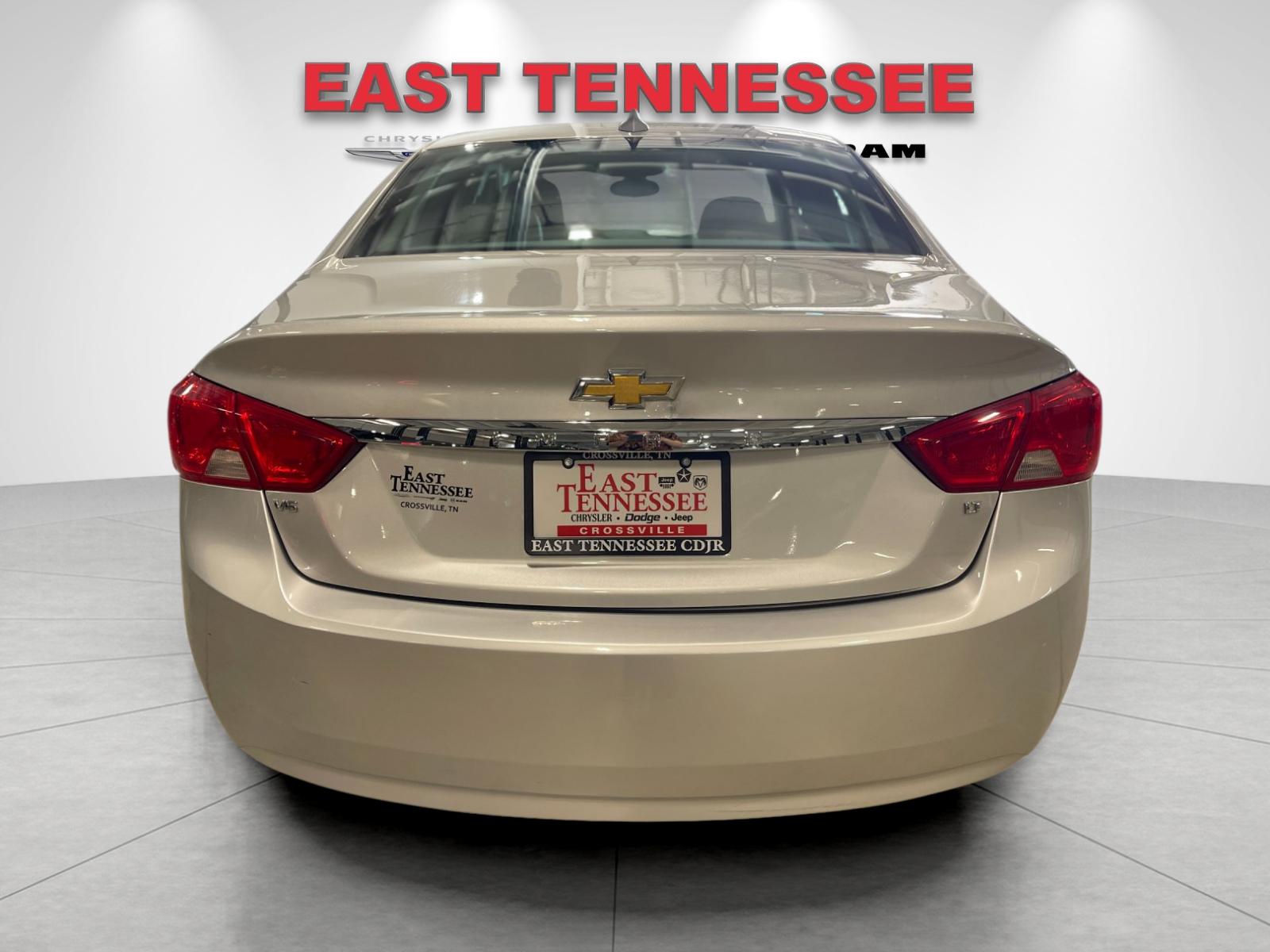 Used 2015 Silver Chevrolet LT image 4