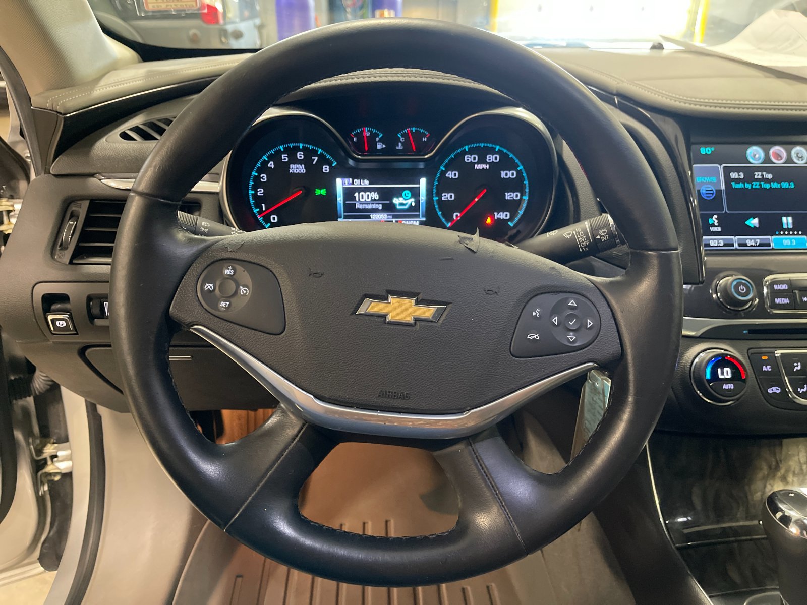 Used 2015 Silver Chevrolet LT image 22