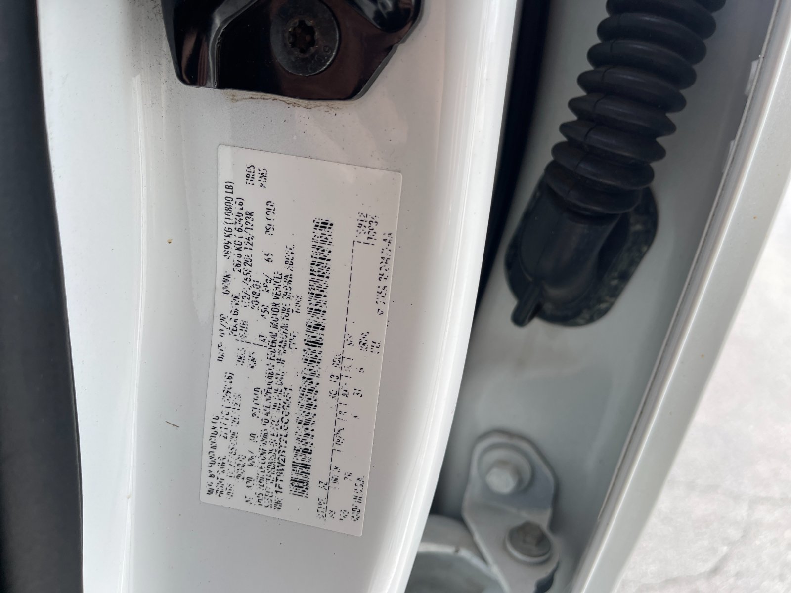 Used 2020 White Ford Platinum image 33