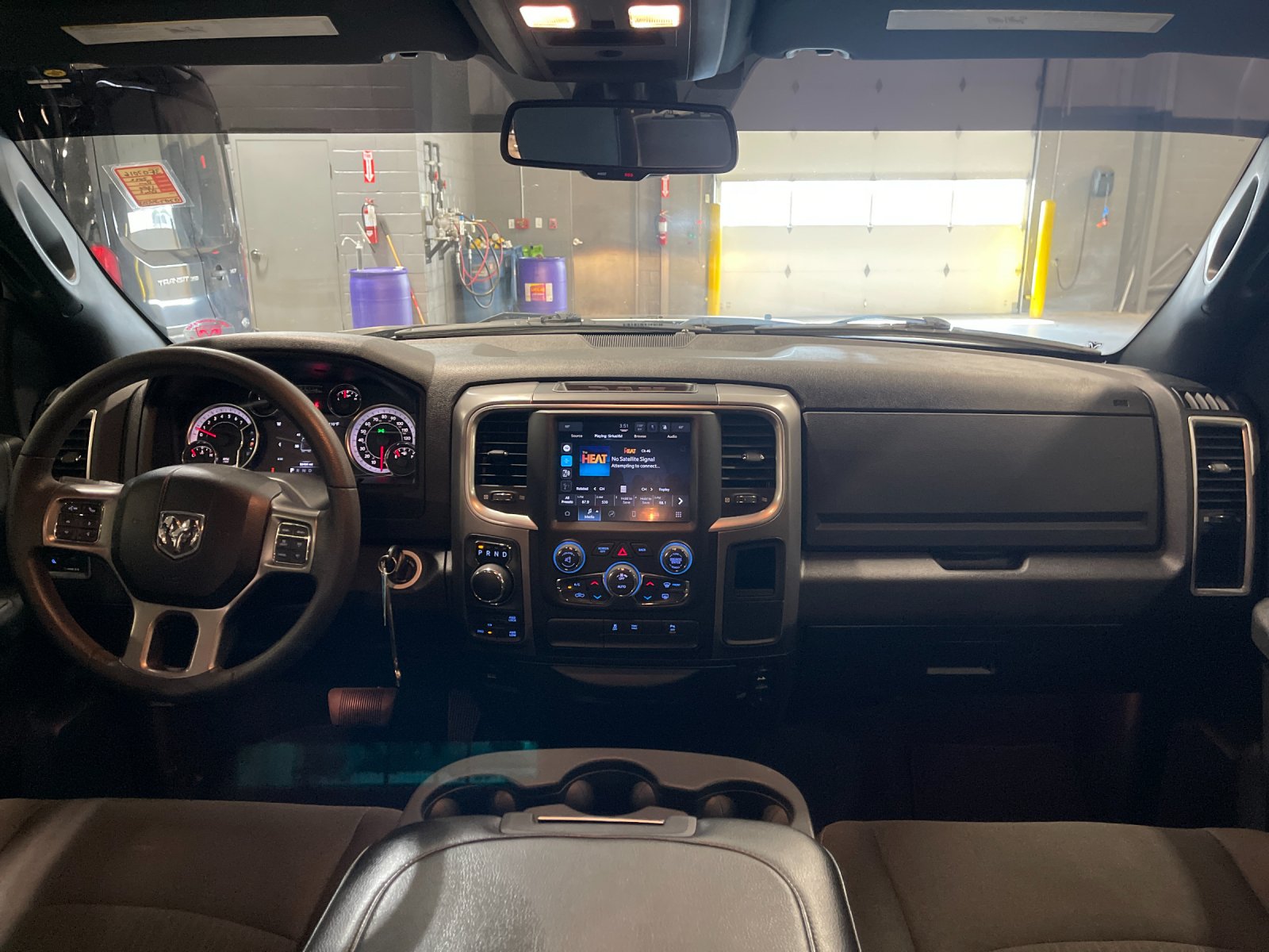 Used 2022 White Ram Warlock image 15