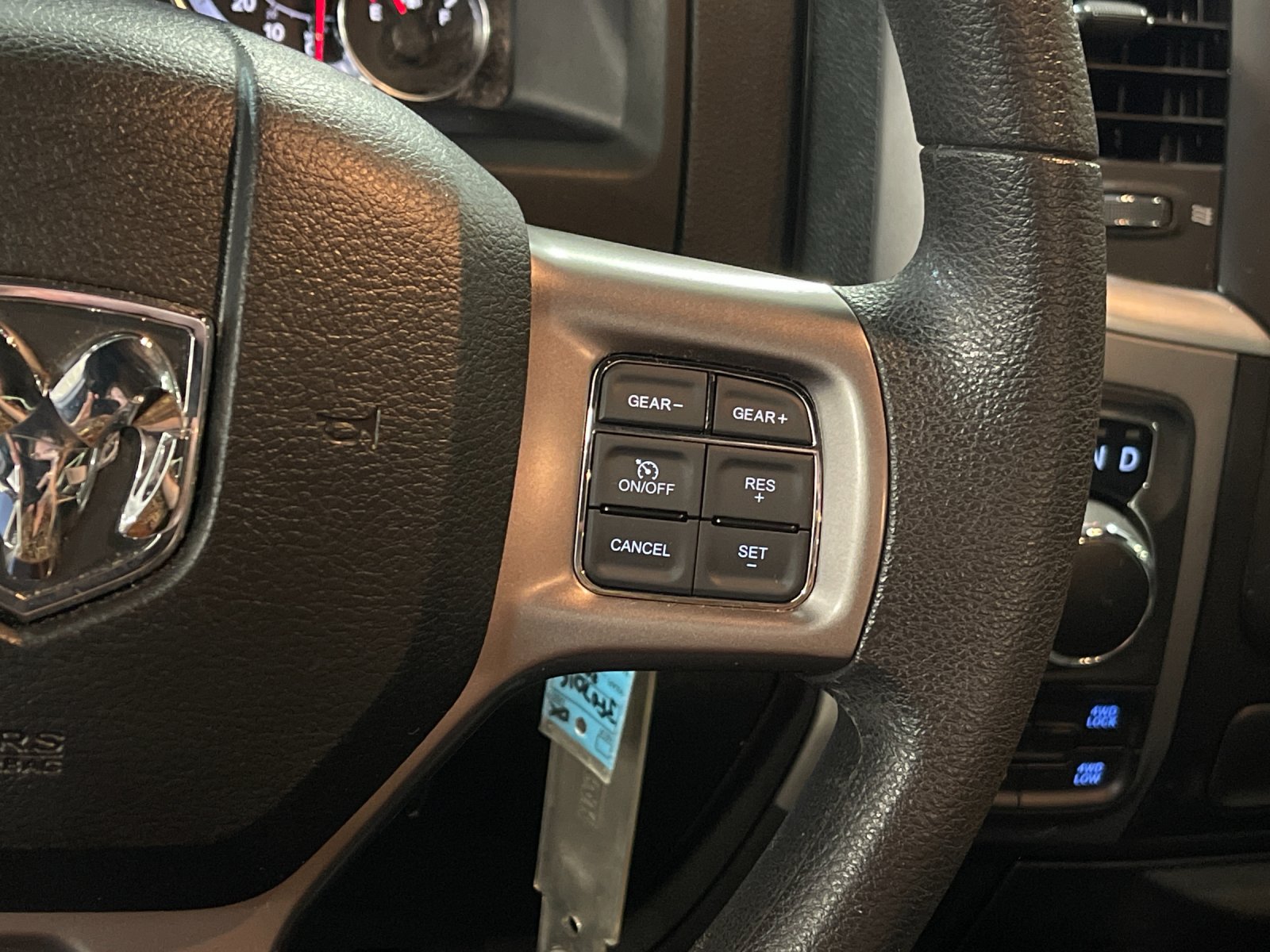 Used 2022 White Ram Warlock image 25