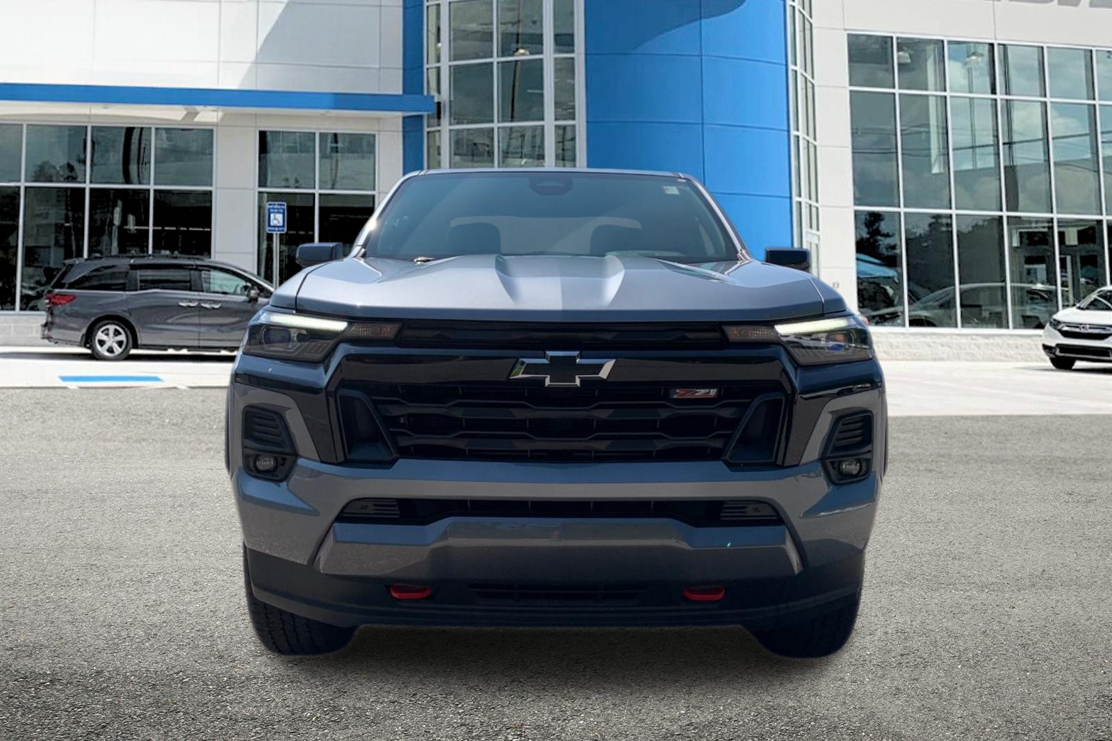 Used 2023 Gray Chevrolet Z71 image 8