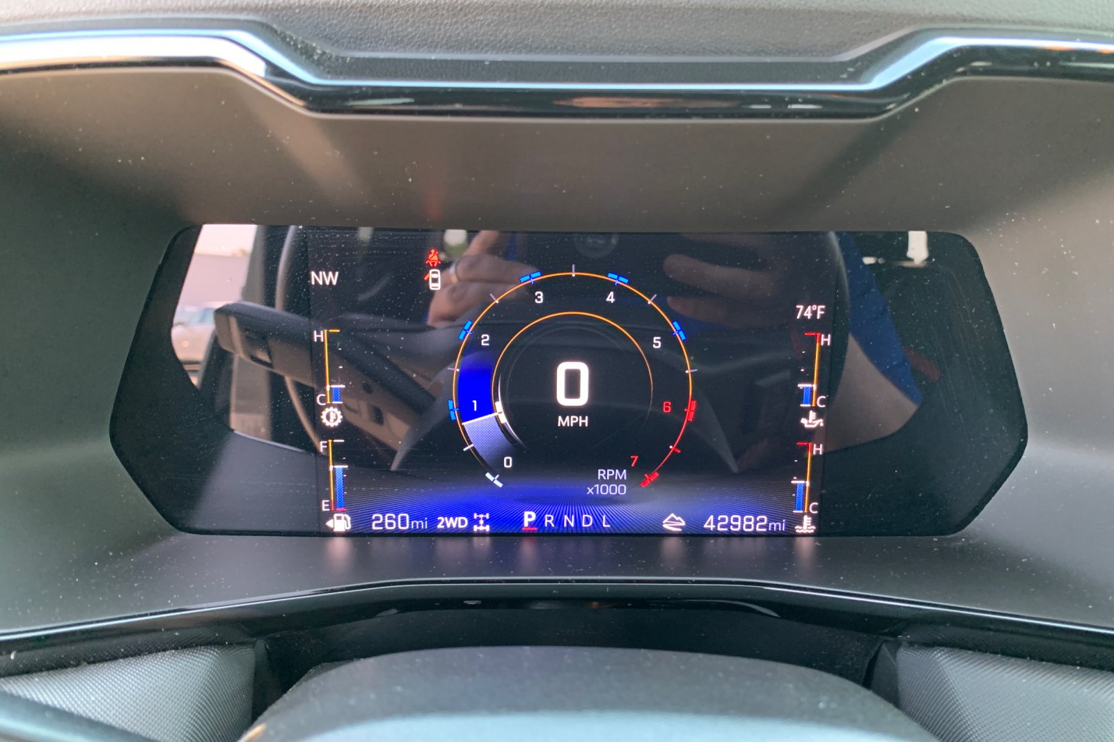 Used 2023 Gray Chevrolet Z71 image 30