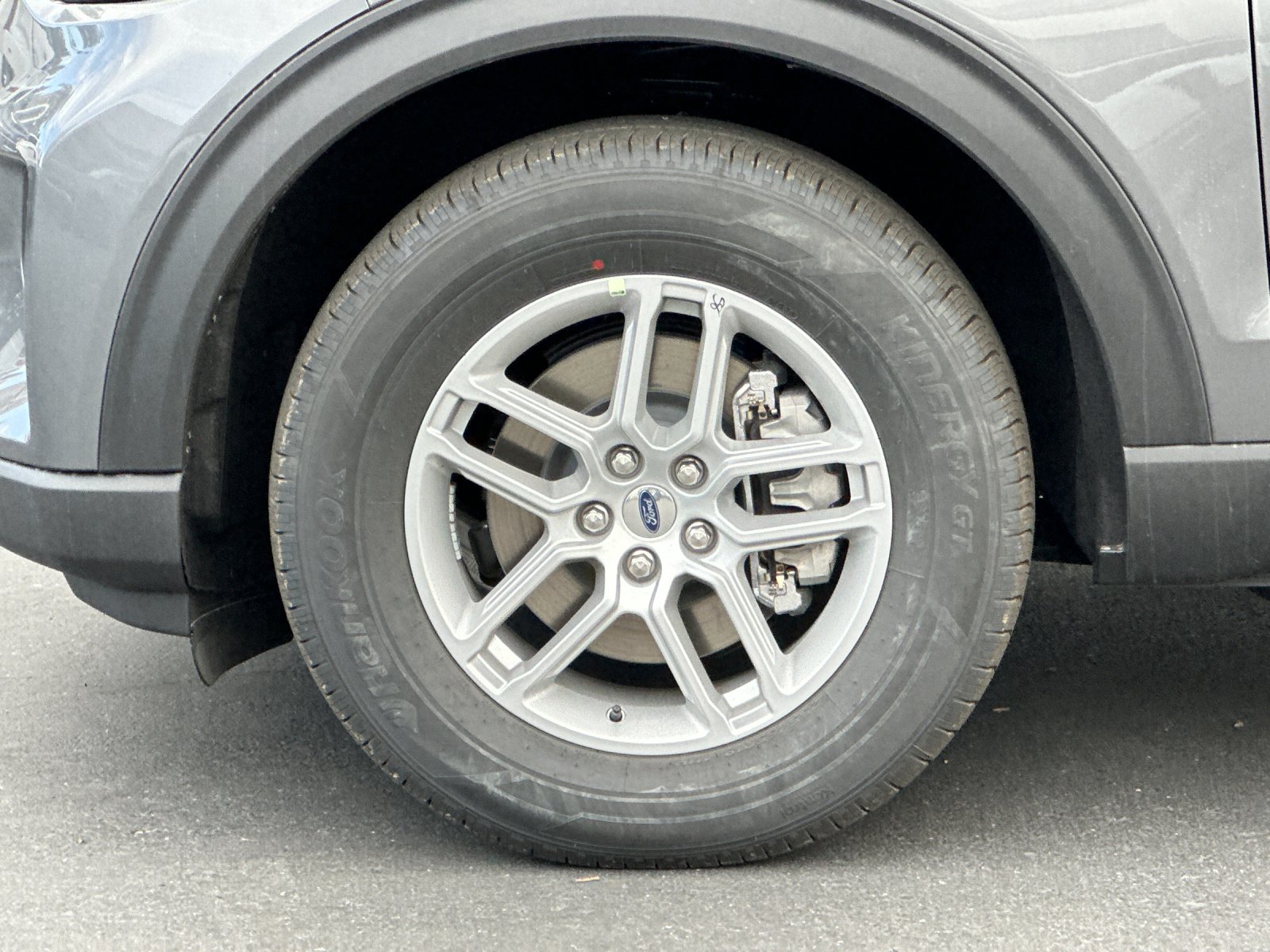 New 2026 Carbonized Gray Metallic Ford Active image 26