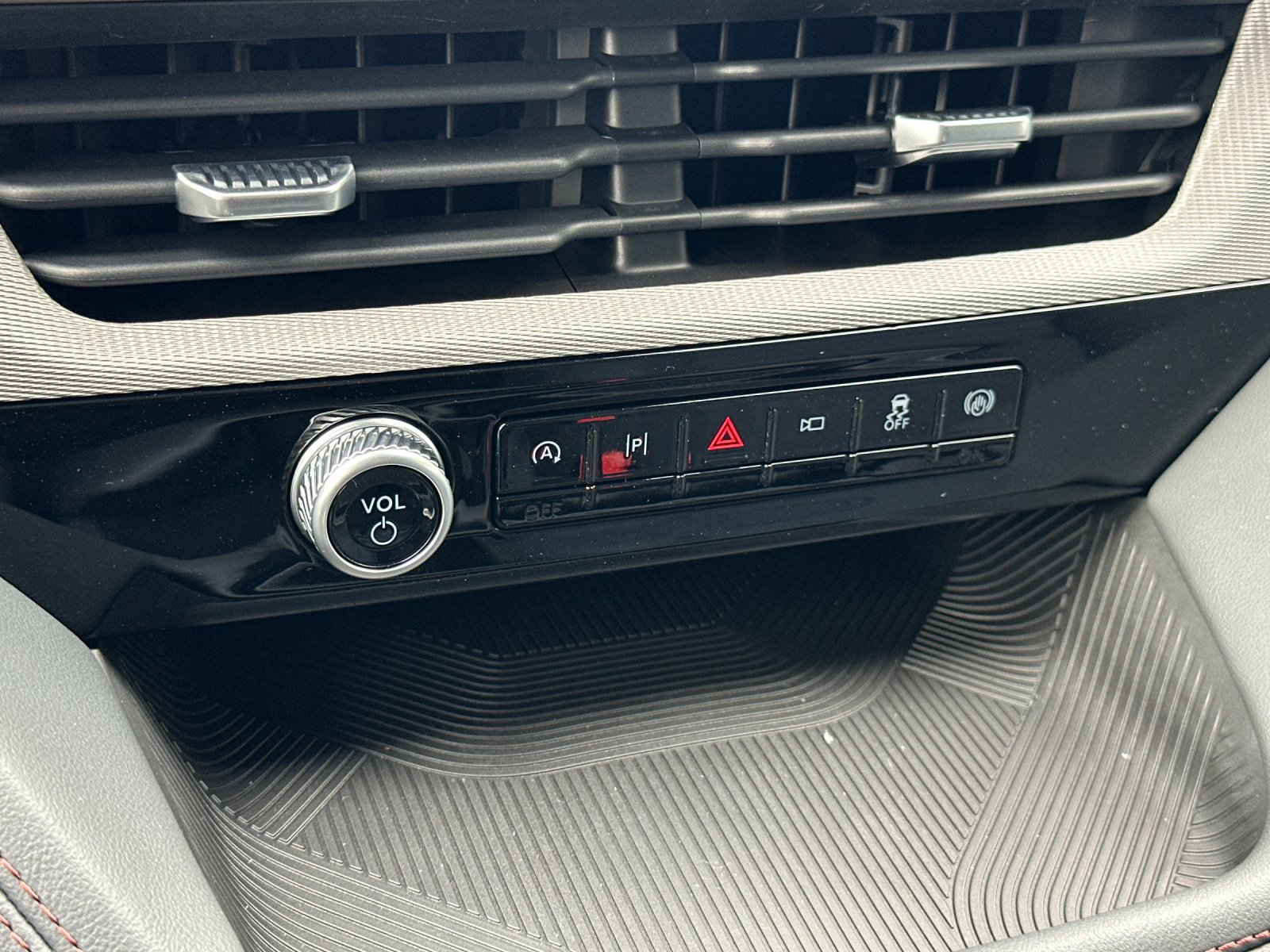 New 2026 Carbonized Gray Metallic Ford Active image 21