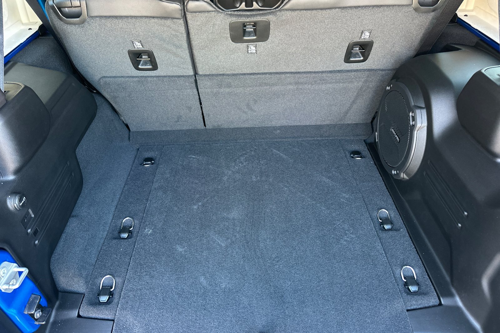 New 2026 Hydro Blue Pearlcoat Jeep Rubicon X image 14