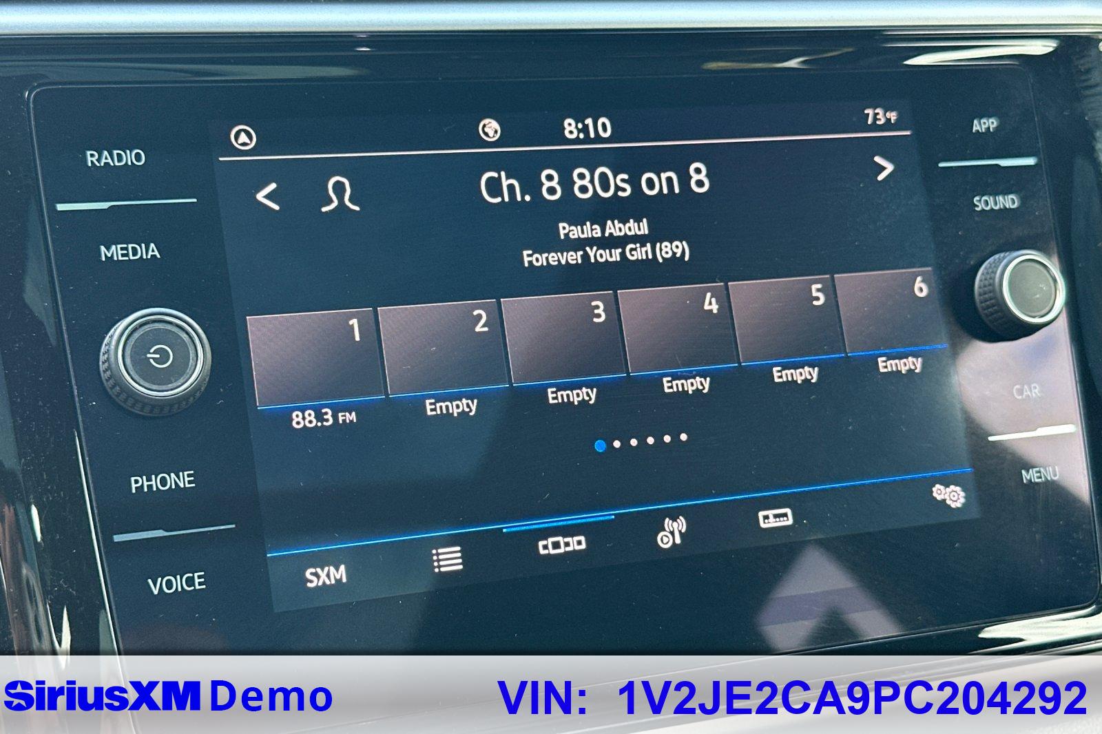Used 2023  Volkswagen 3.6L V6 SE w/Technology image 27