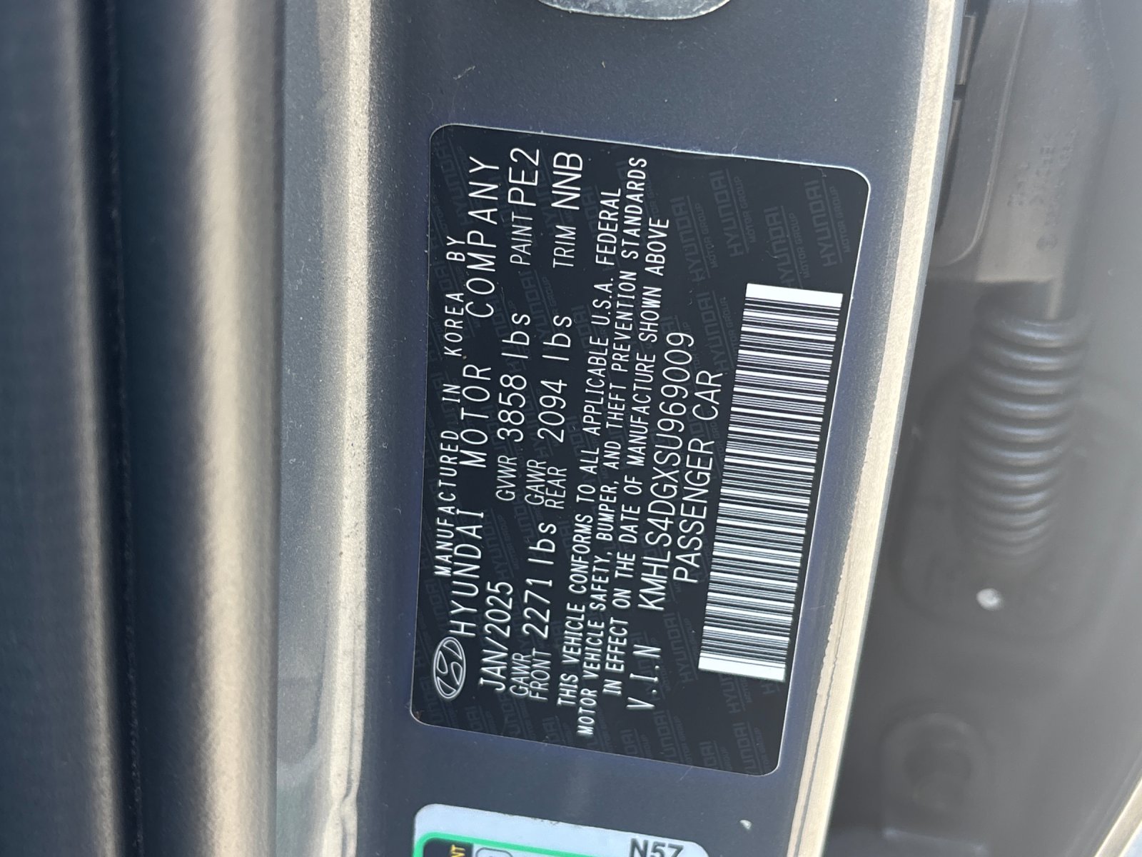 Used 2025 Ecotronic Gray Hyundai SEL Convenience image 12