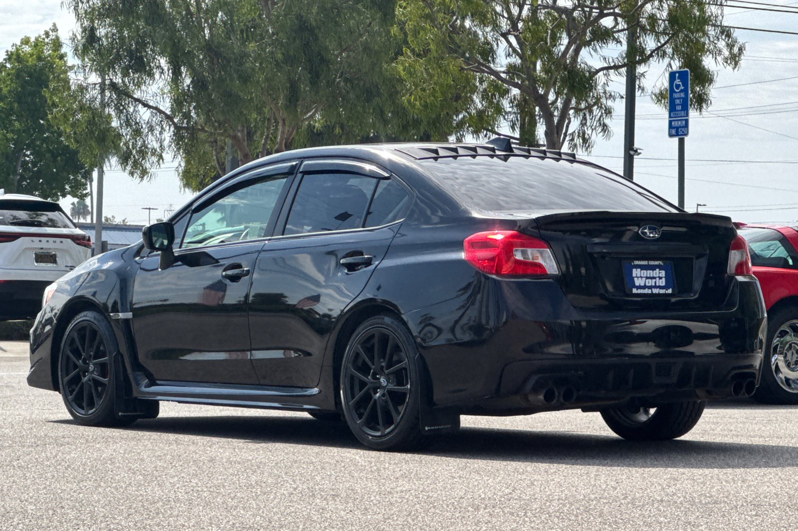 Used 2021 Crystal Black Silica Subaru Premium image 6
