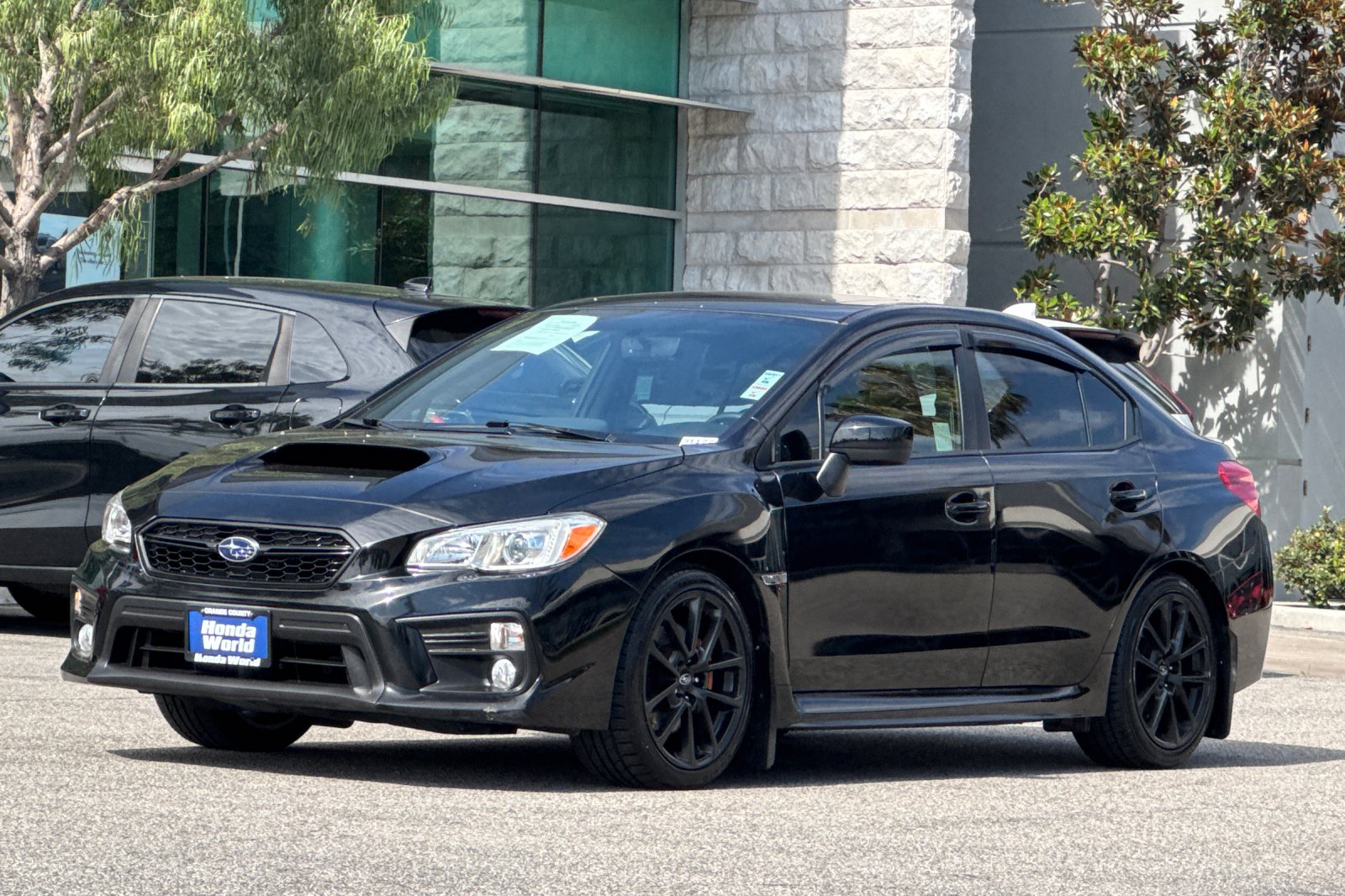 Used 2021 Crystal Black Silica Subaru Premium image 8