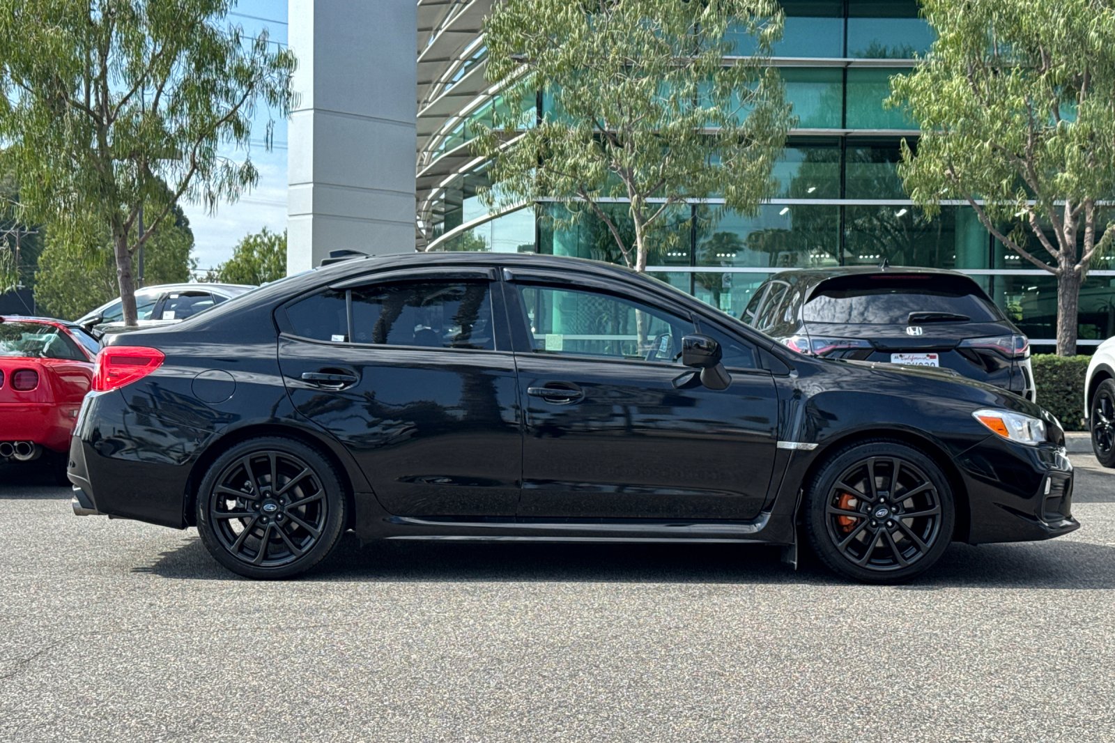 Used 2021 Crystal Black Silica Subaru Premium image 3