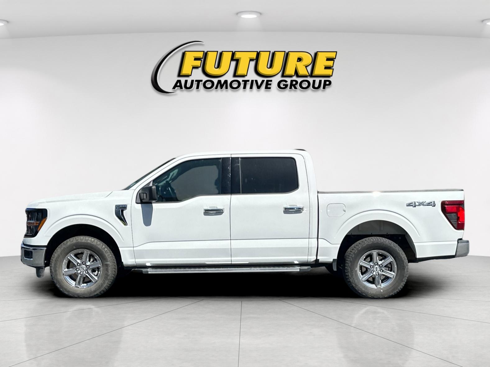 Used 2025 White Ford XLT image 6
