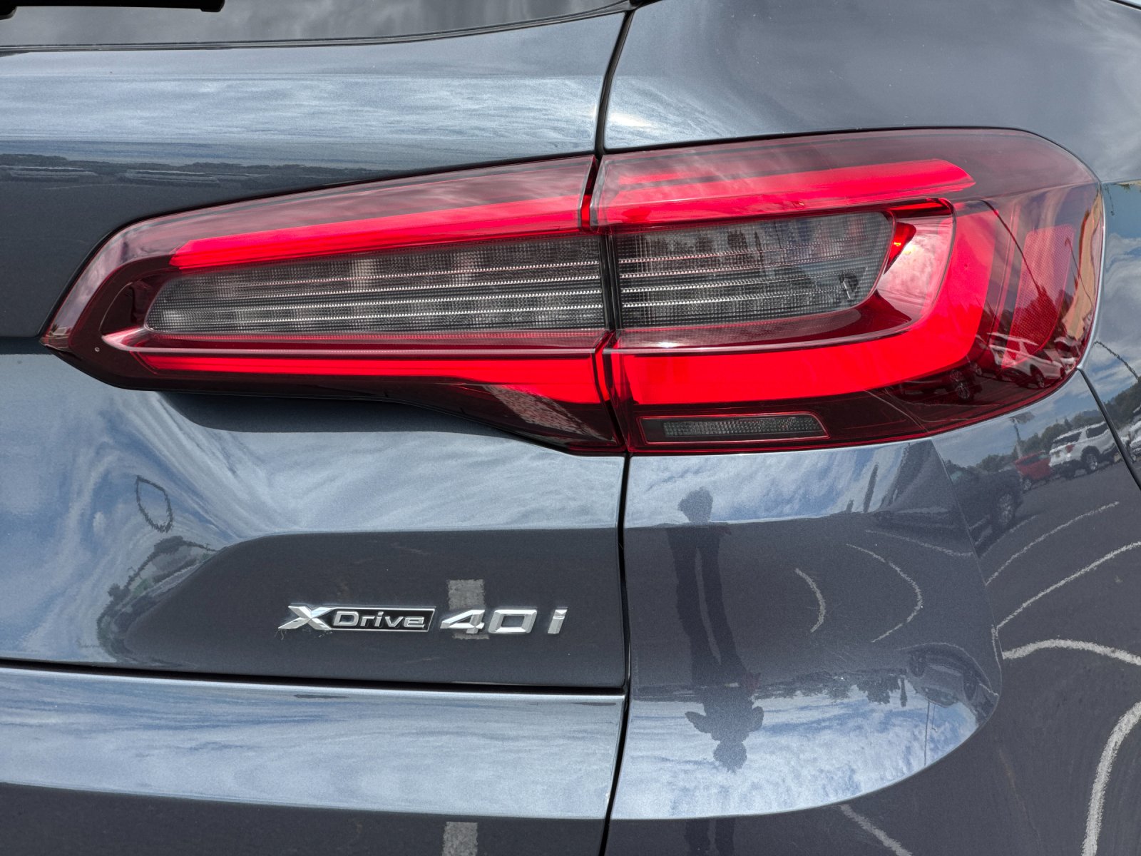 Used 2022 Gray BMW xDrive40i image 26