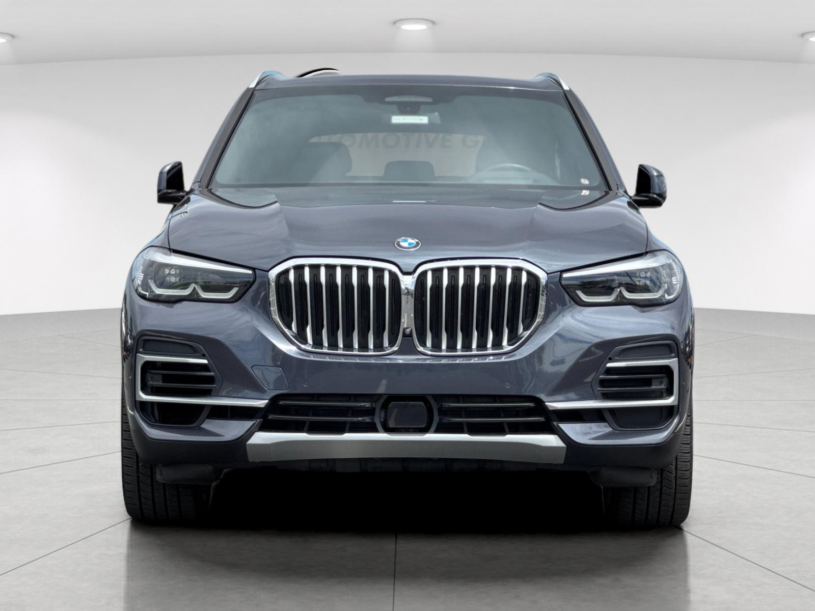 Used 2022 Gray BMW xDrive40i image 8