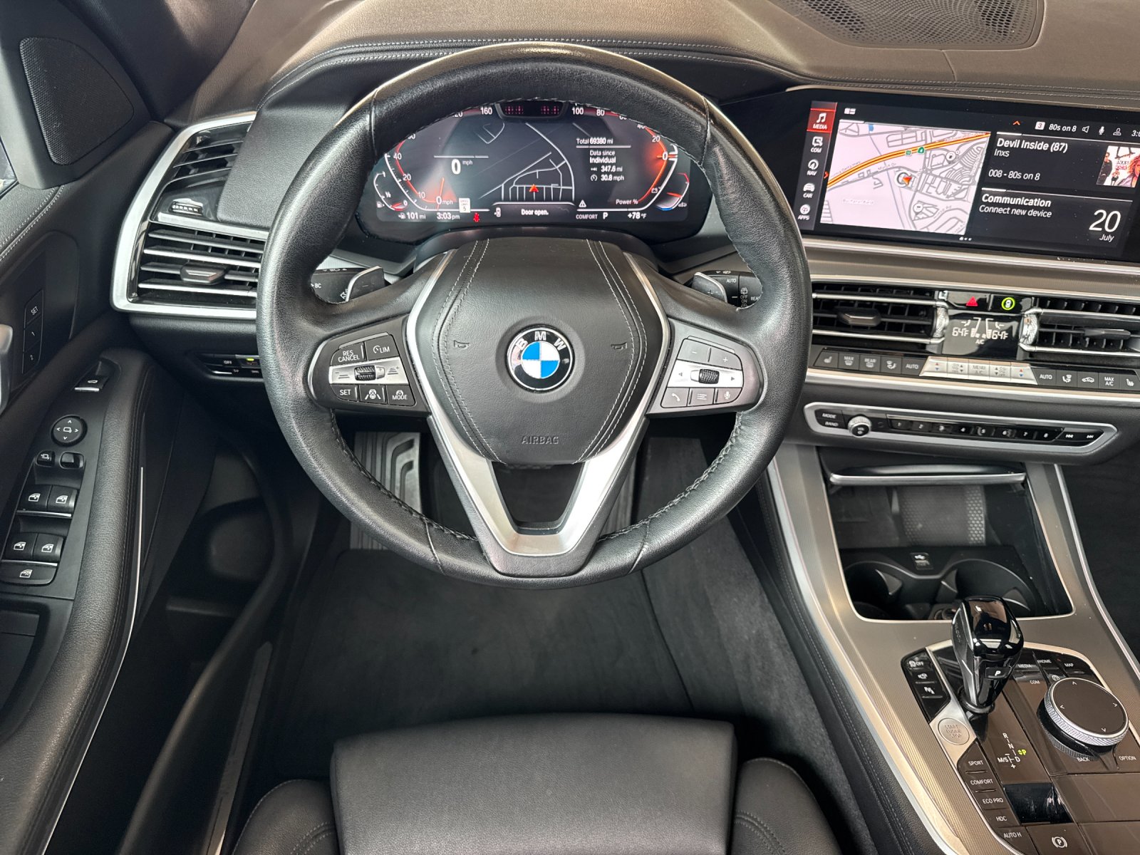 Used 2022 Gray BMW xDrive40i image 13