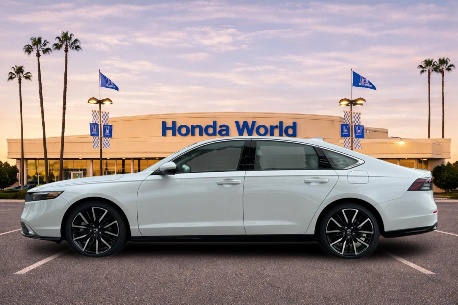 New 2026 Platinum White Pearl Honda Touring image 7
