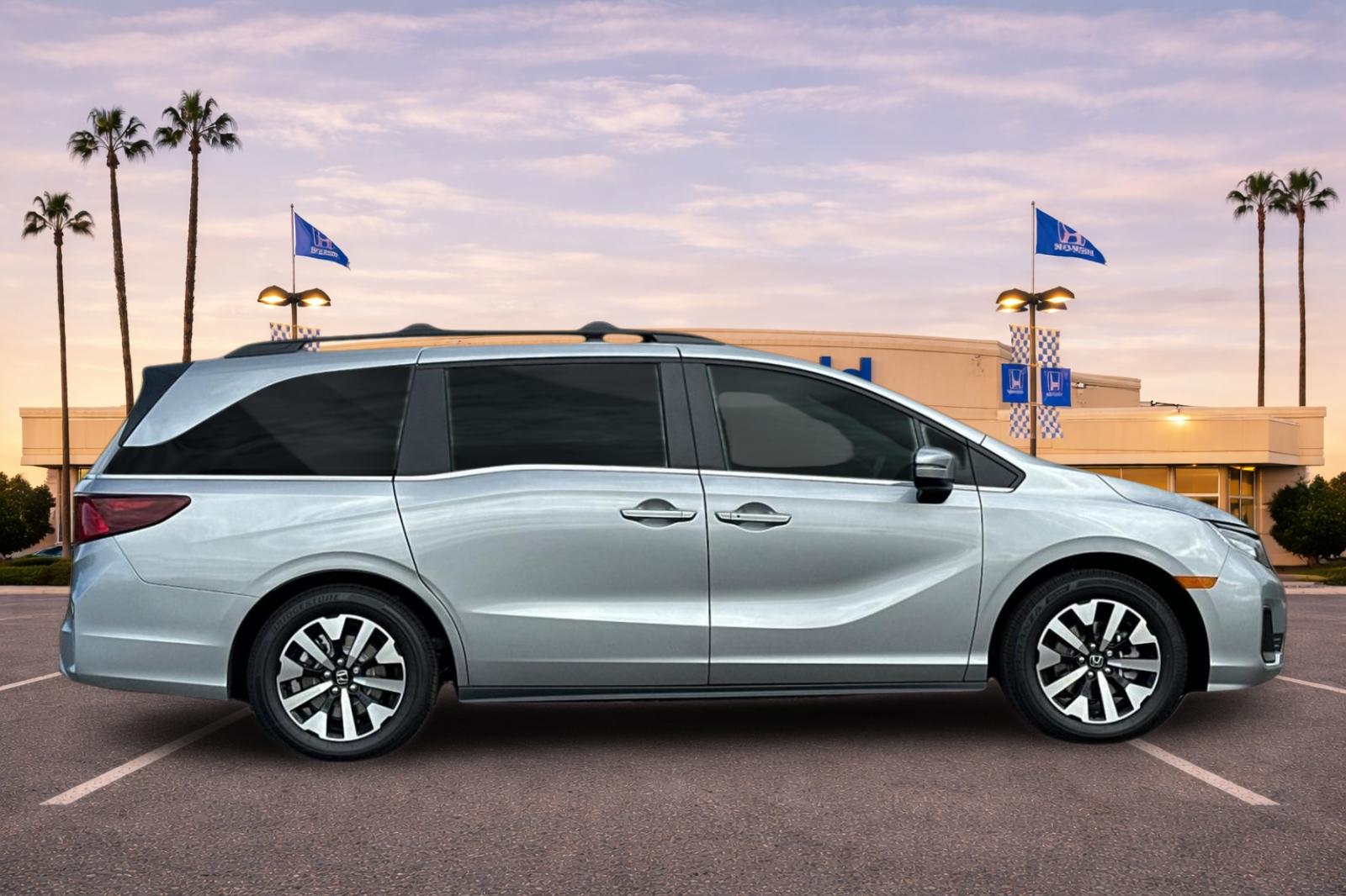 New 2026 Solar Silver Metallic Honda EX-L image 3