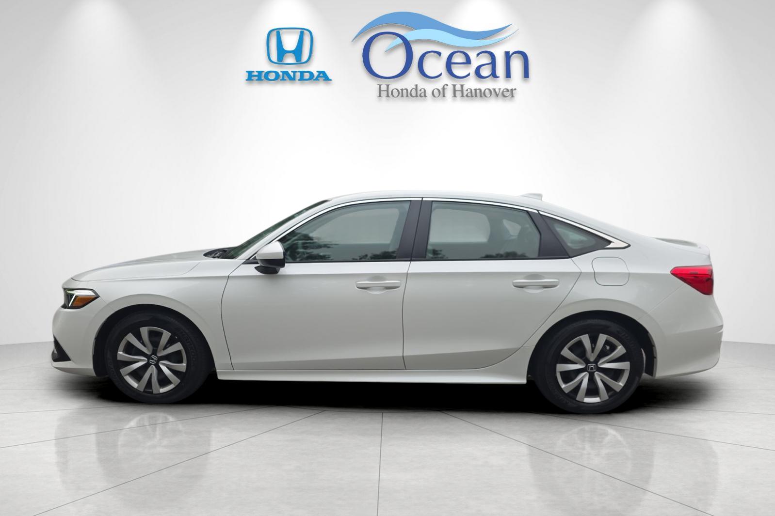 Used 2024 Platinum White Pearl Honda LX image 6