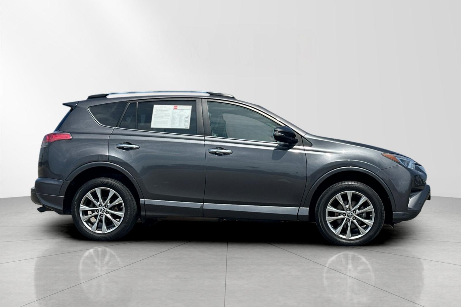 Used 2017 Gray Toyota Platinum image 7