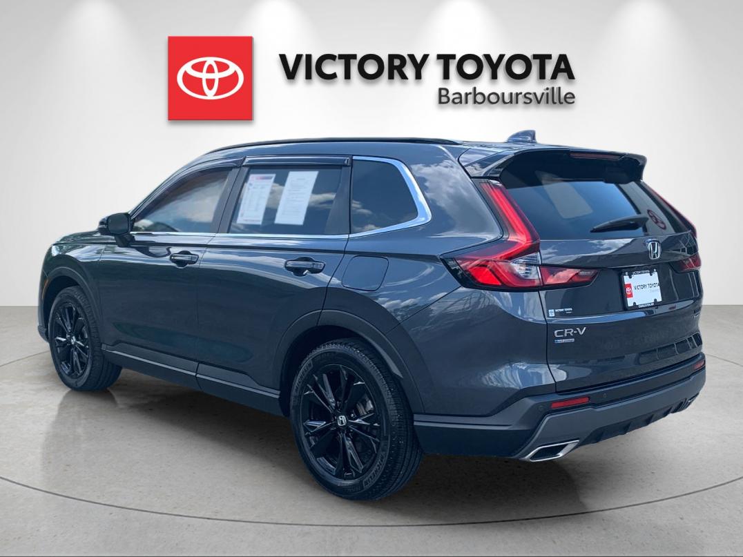 Used 2025 Gray Honda Sport Touring image 3