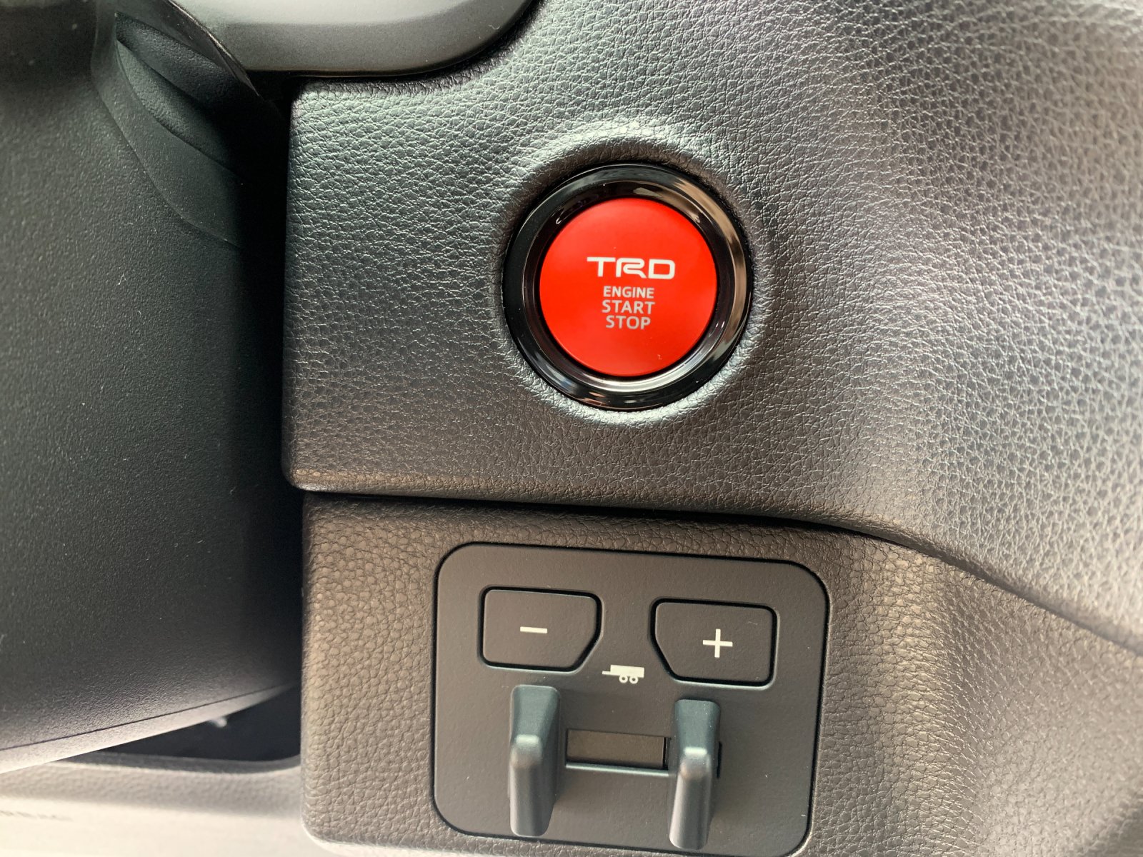 New 2026 Magnetic Gray Metallic Toyota SR5 image 24