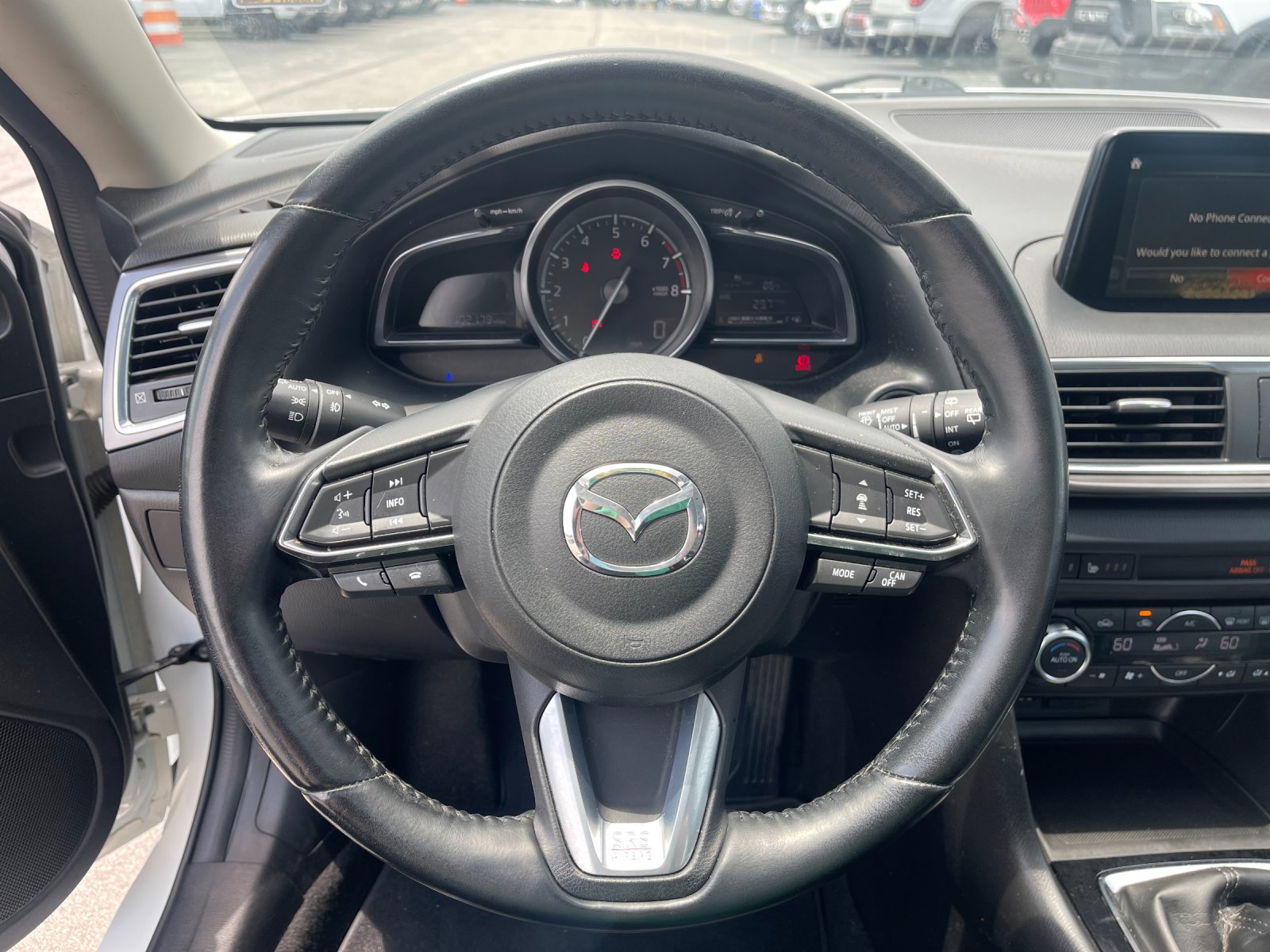 Used 2018 White Mazda Grand Touring image 25
