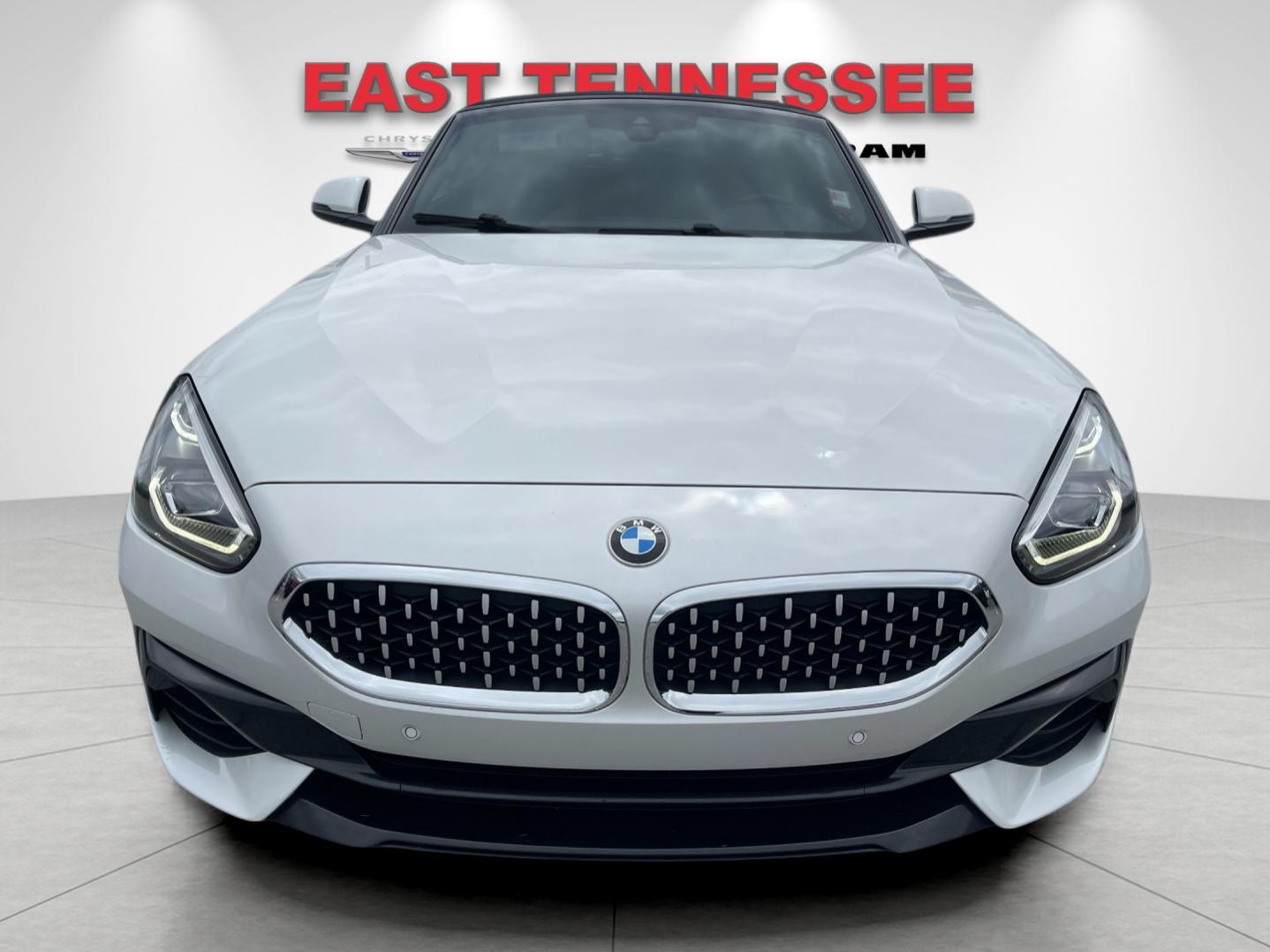Used 2020 White BMW sDrive30i image 10